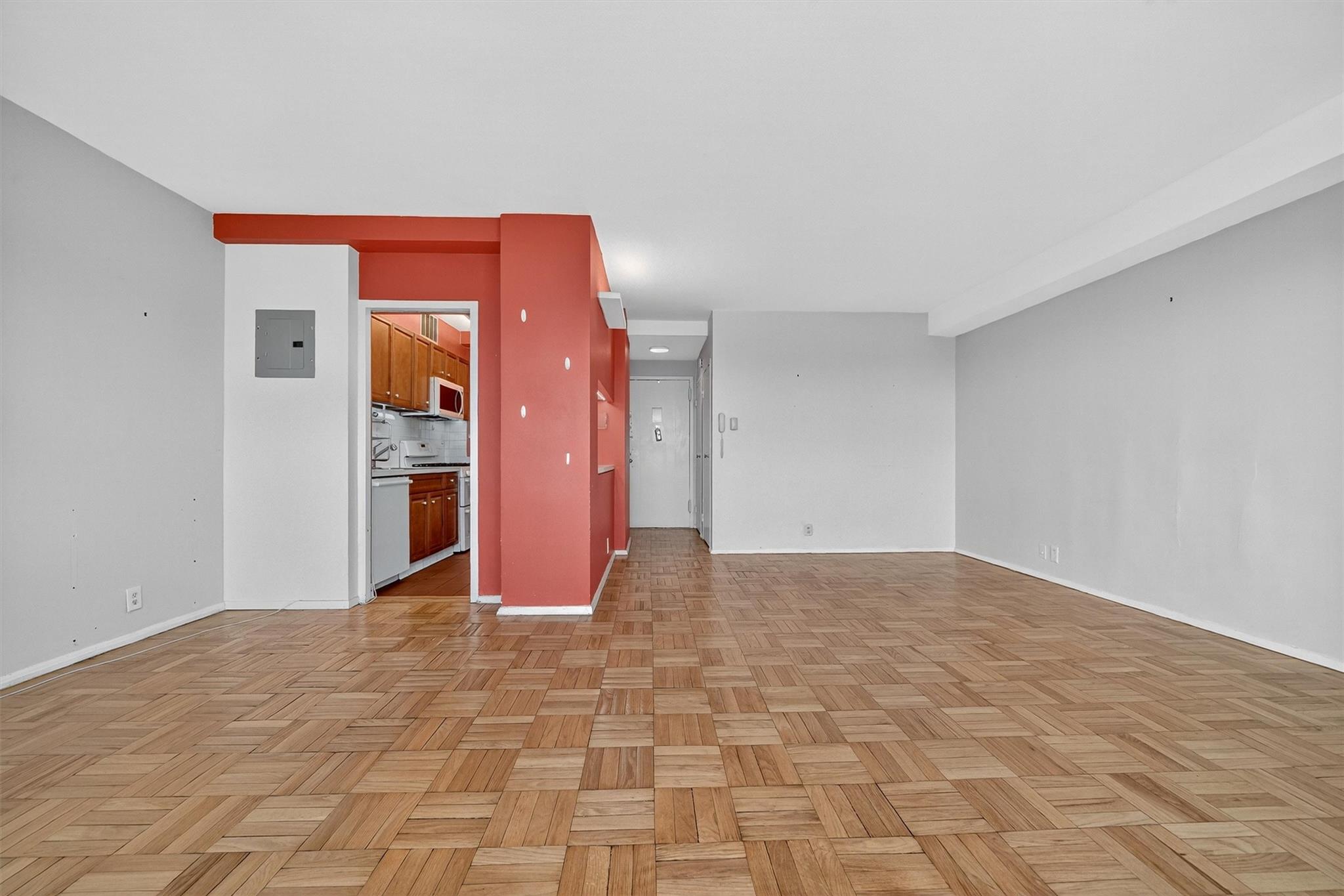 6 Fordham Hill Oval # 14B, Bronx, NY 10468