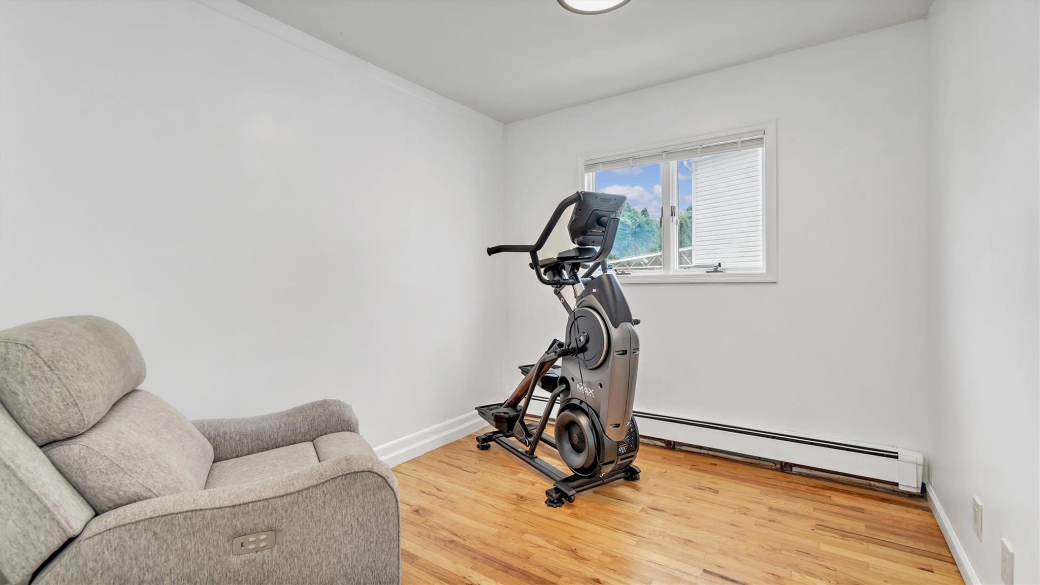 20 Margaret Road, Massapequa, NY 11758