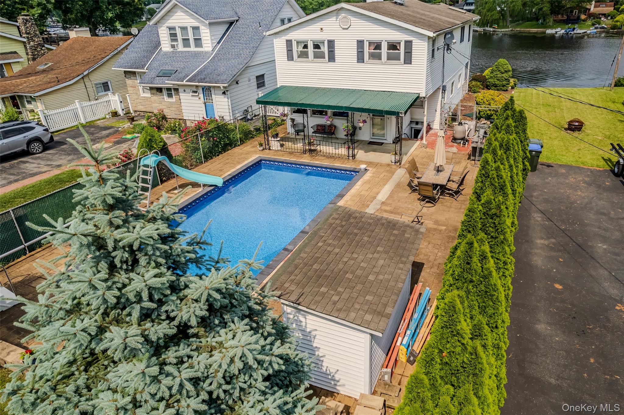 60 Linden Avenue, Greenwood Lake, NY 10925