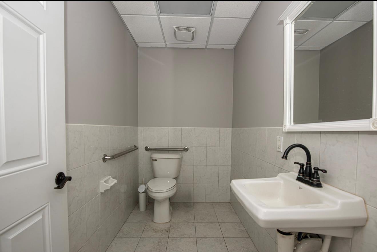 1360 Montauk, Mastic, NY 11950