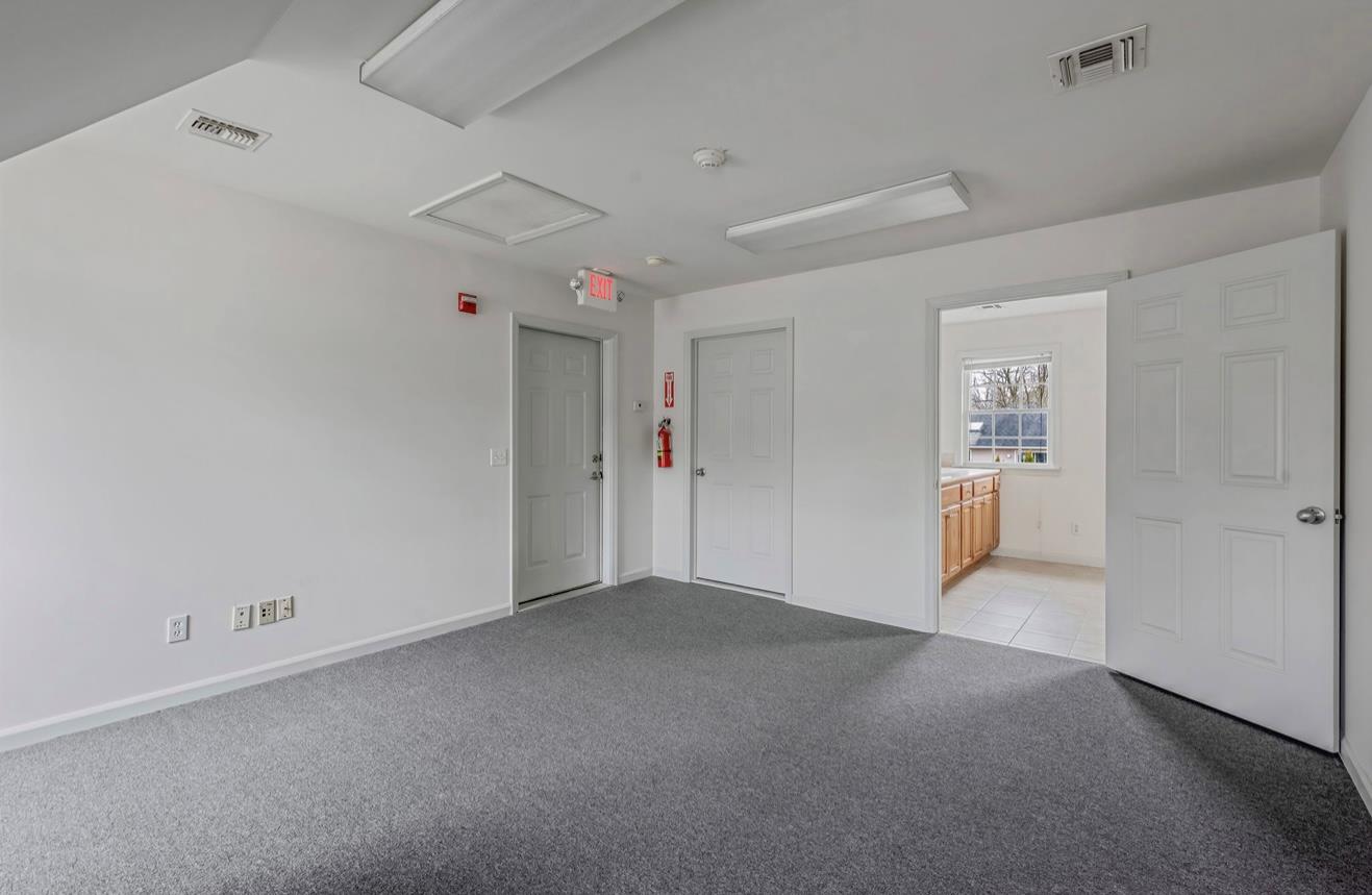 1360 Montauk, Mastic, NY 11950