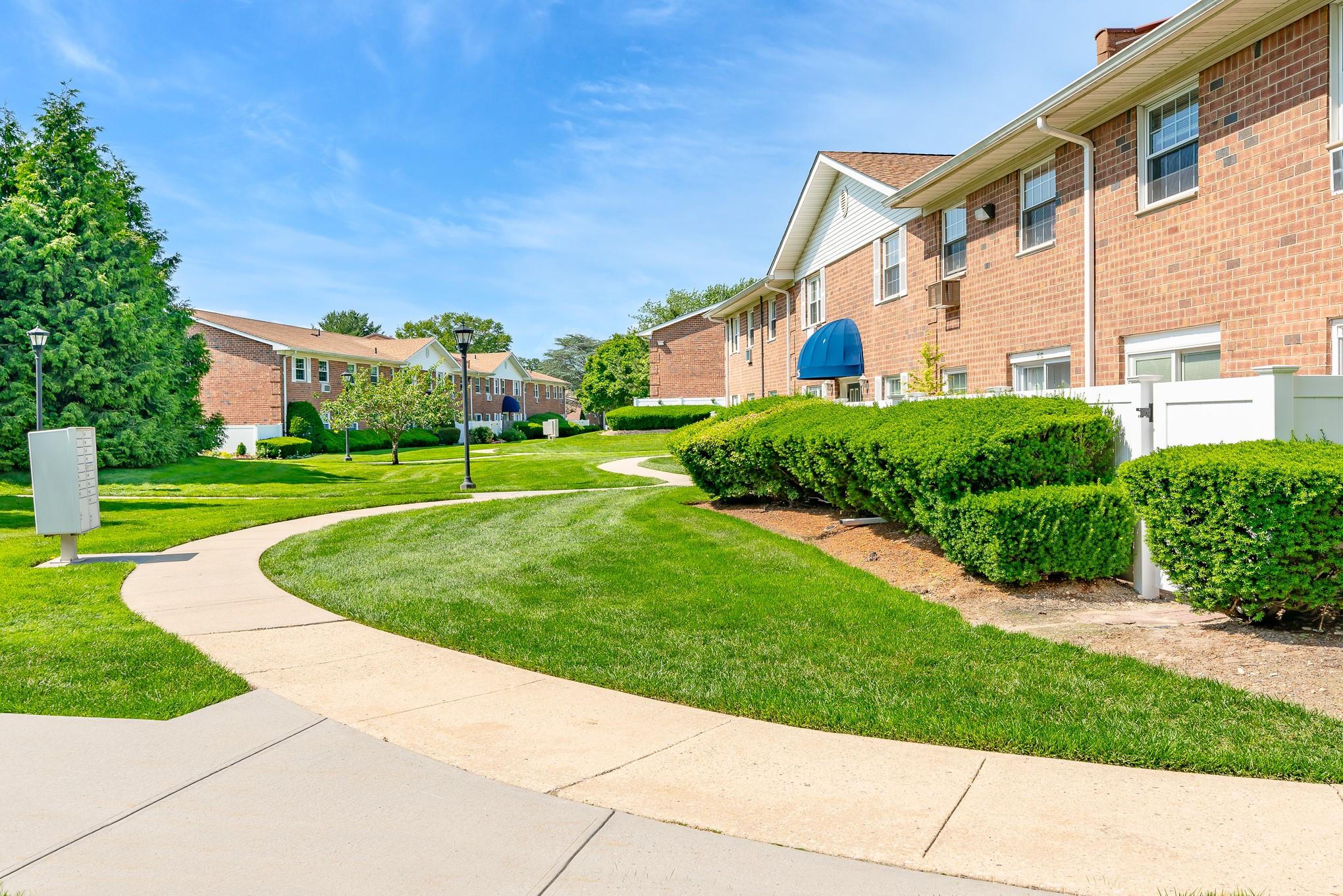 460 Old Town Road # 26P, Port Jefferson Station, NY 11776