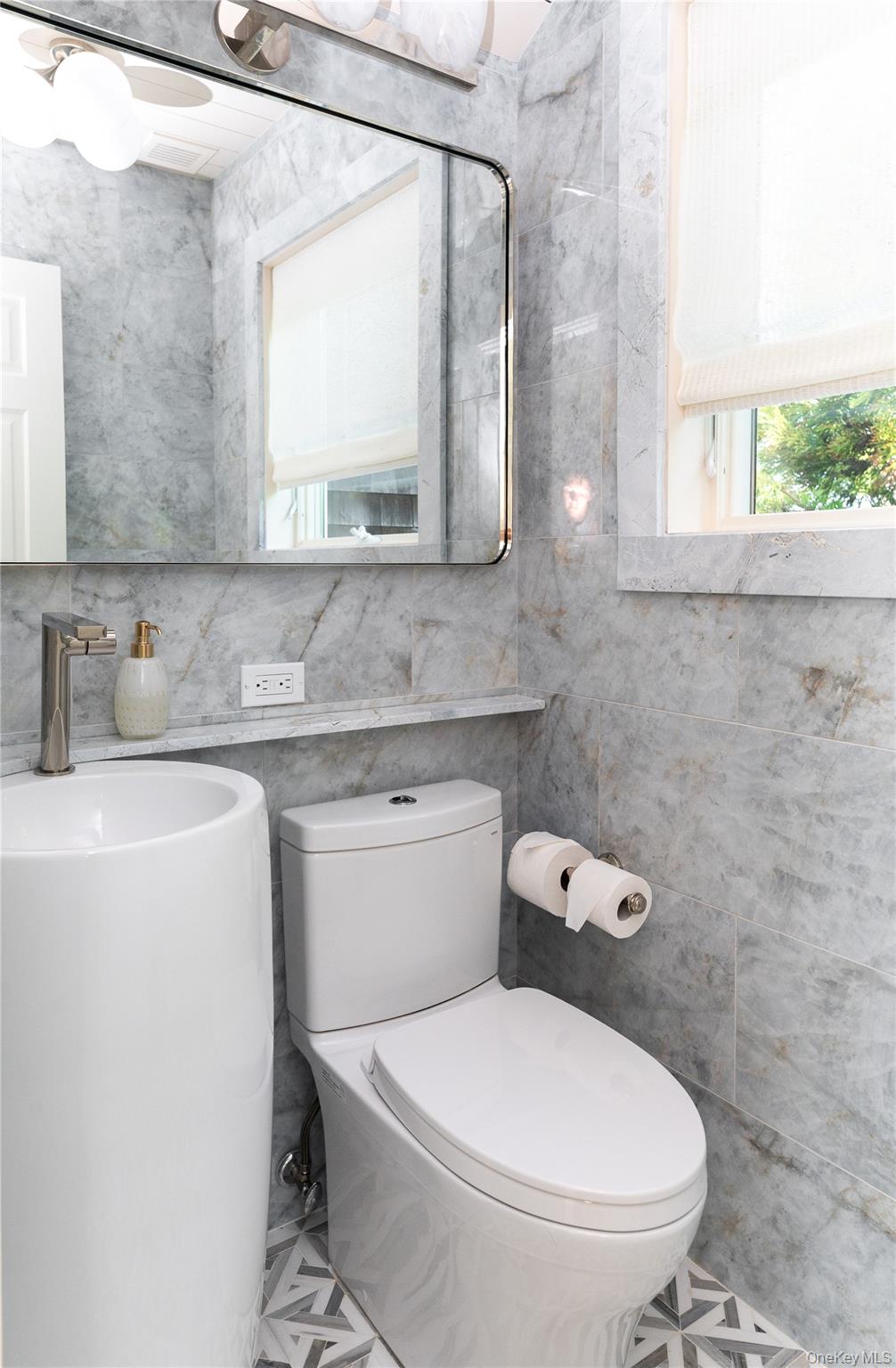 1005 Surf View, Ocean Beach, NY 11770