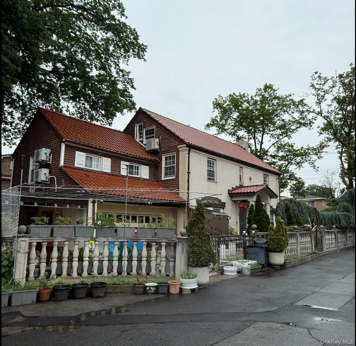 146-28 BAYSIDE Avenue, Flushing, NY 11354