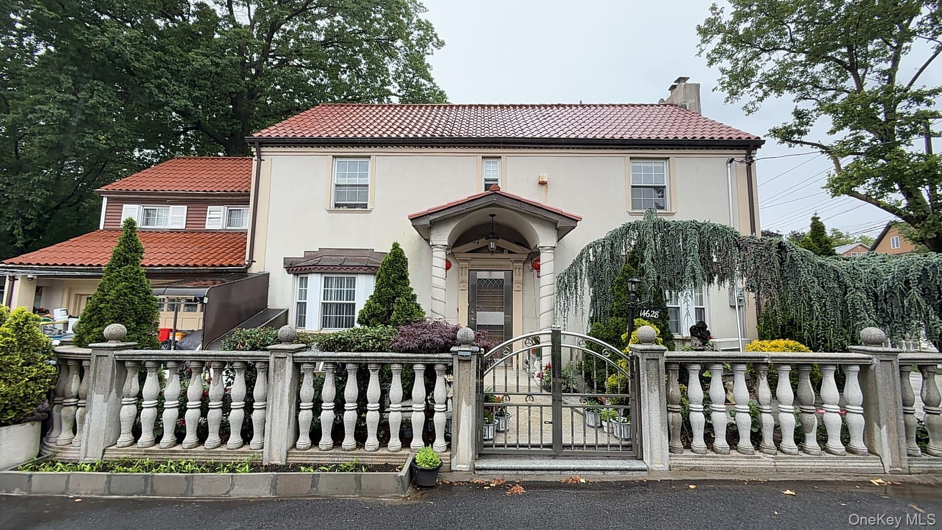 146-28 BAYSIDE Avenue, Flushing, NY 11354