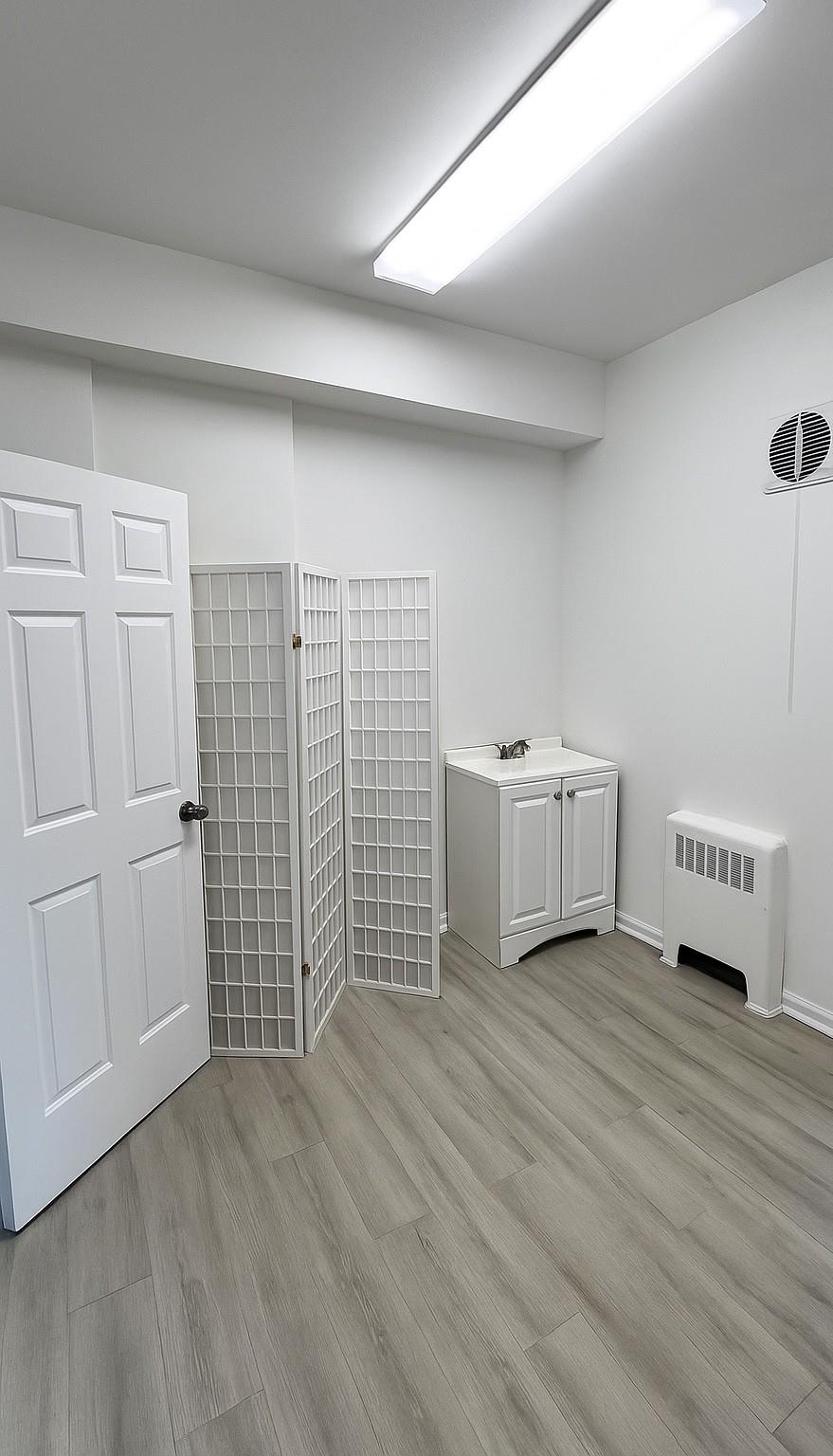 200 N Village Avenue # 101A, Rockville Centre, NY 11570