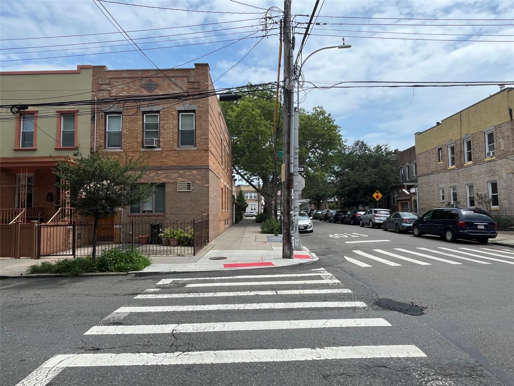 7447 62nd Street, Glendale, NY 11385