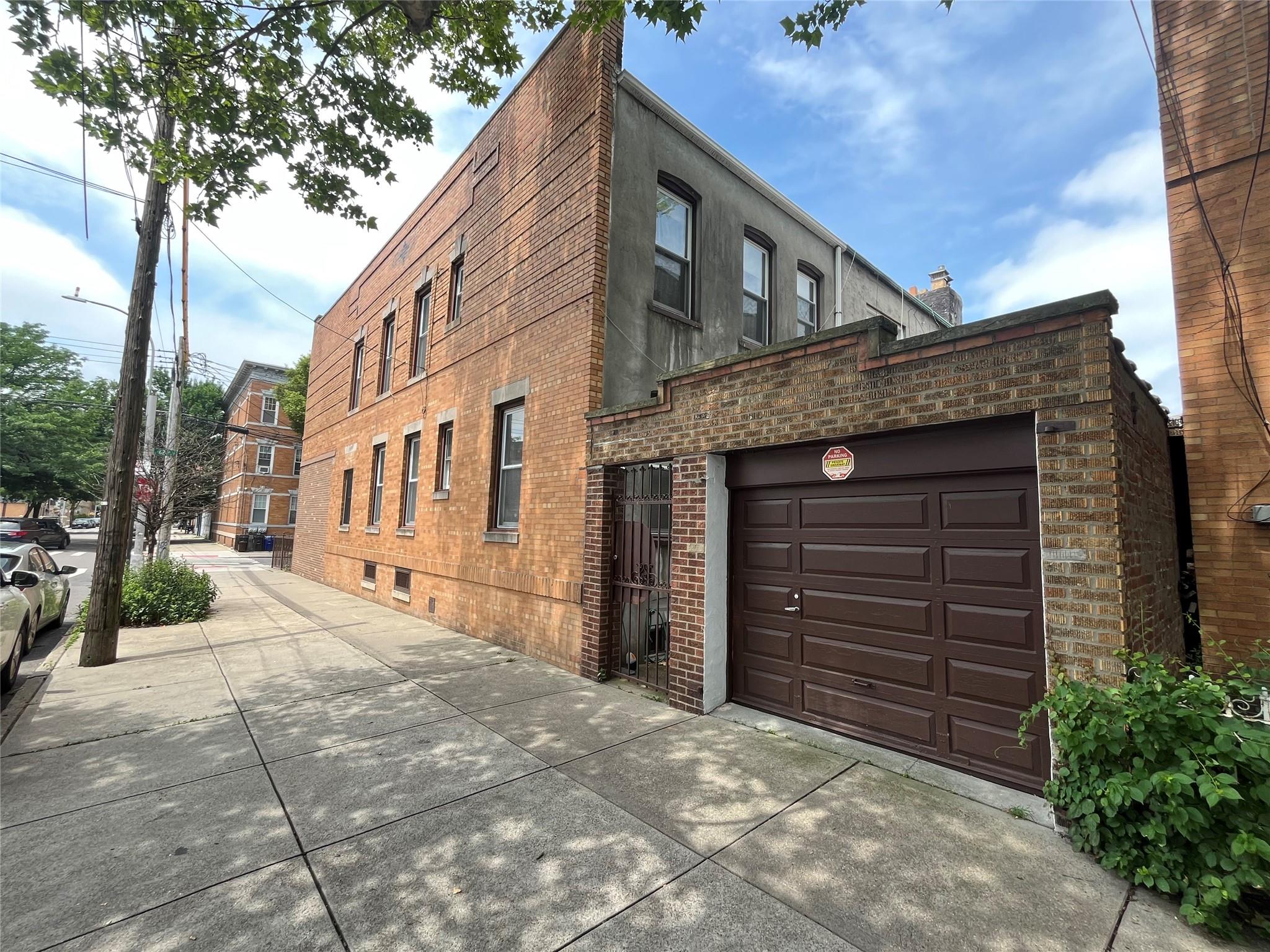 7447 62nd Street, Glendale, NY 11385