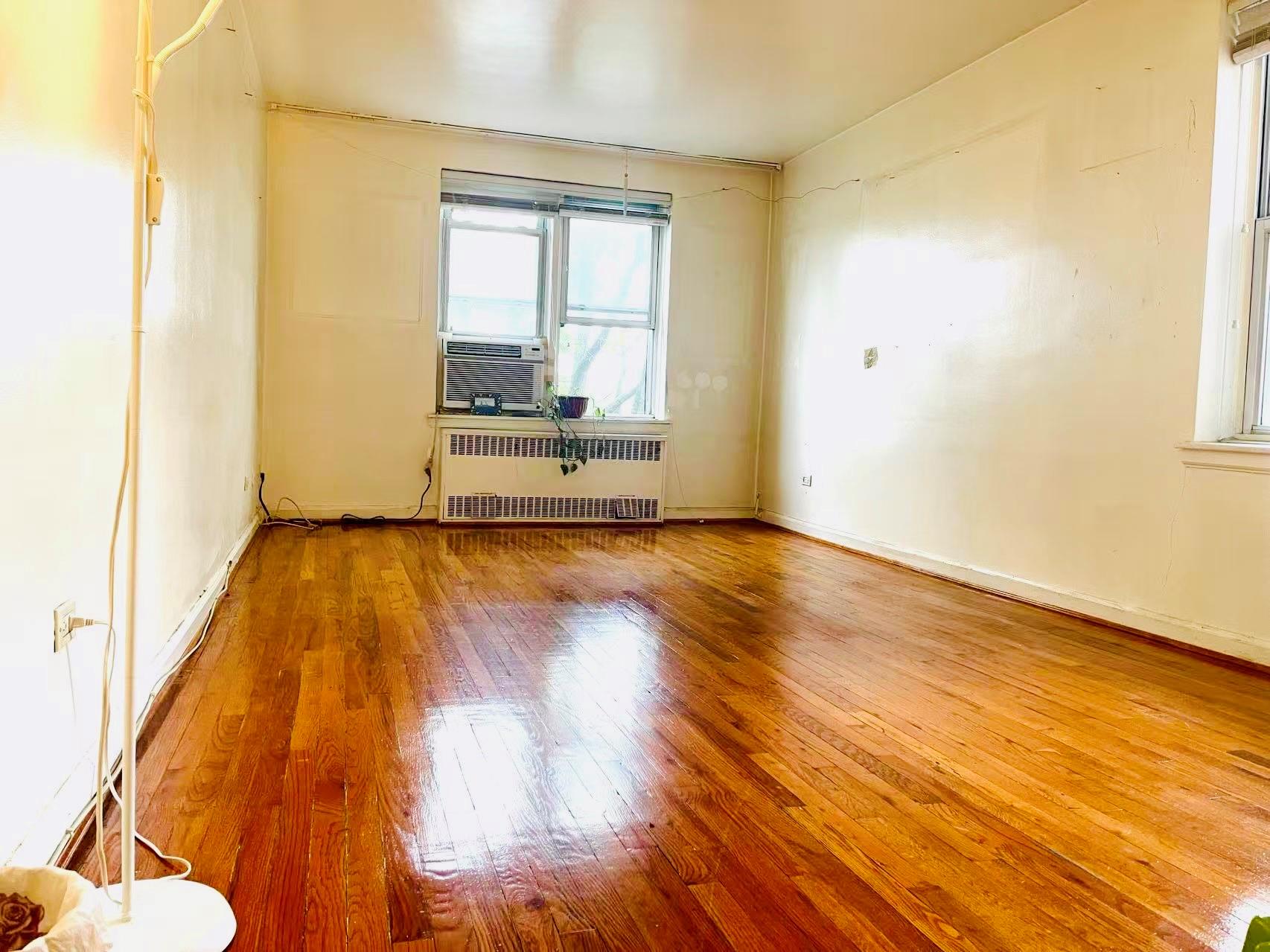 43-36 Robinson Street # 5L, Flushing, NY 11355