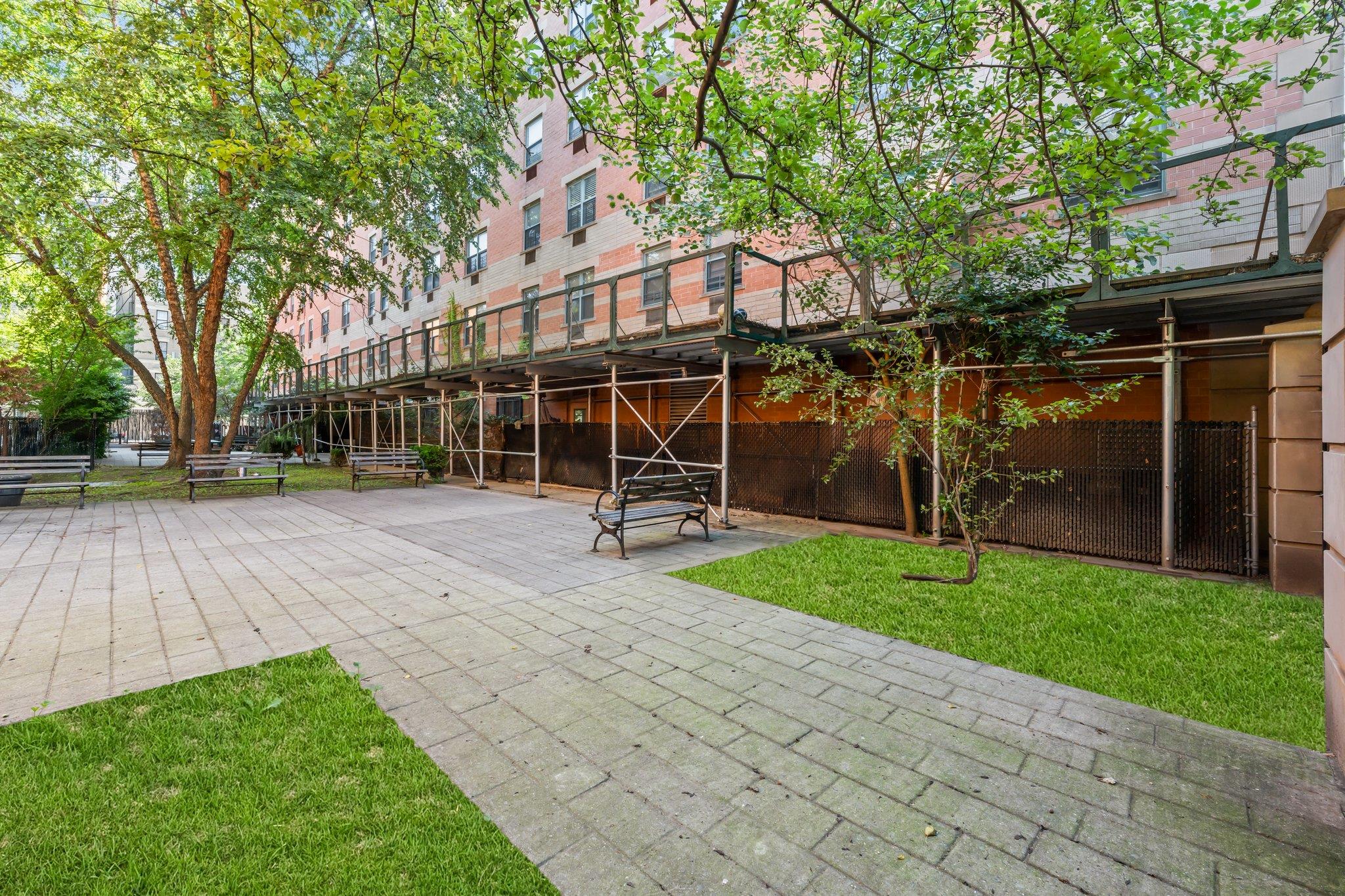 2235 Frederick Douglass Boulevard # 7B, New York (Manhattan), NY 10027