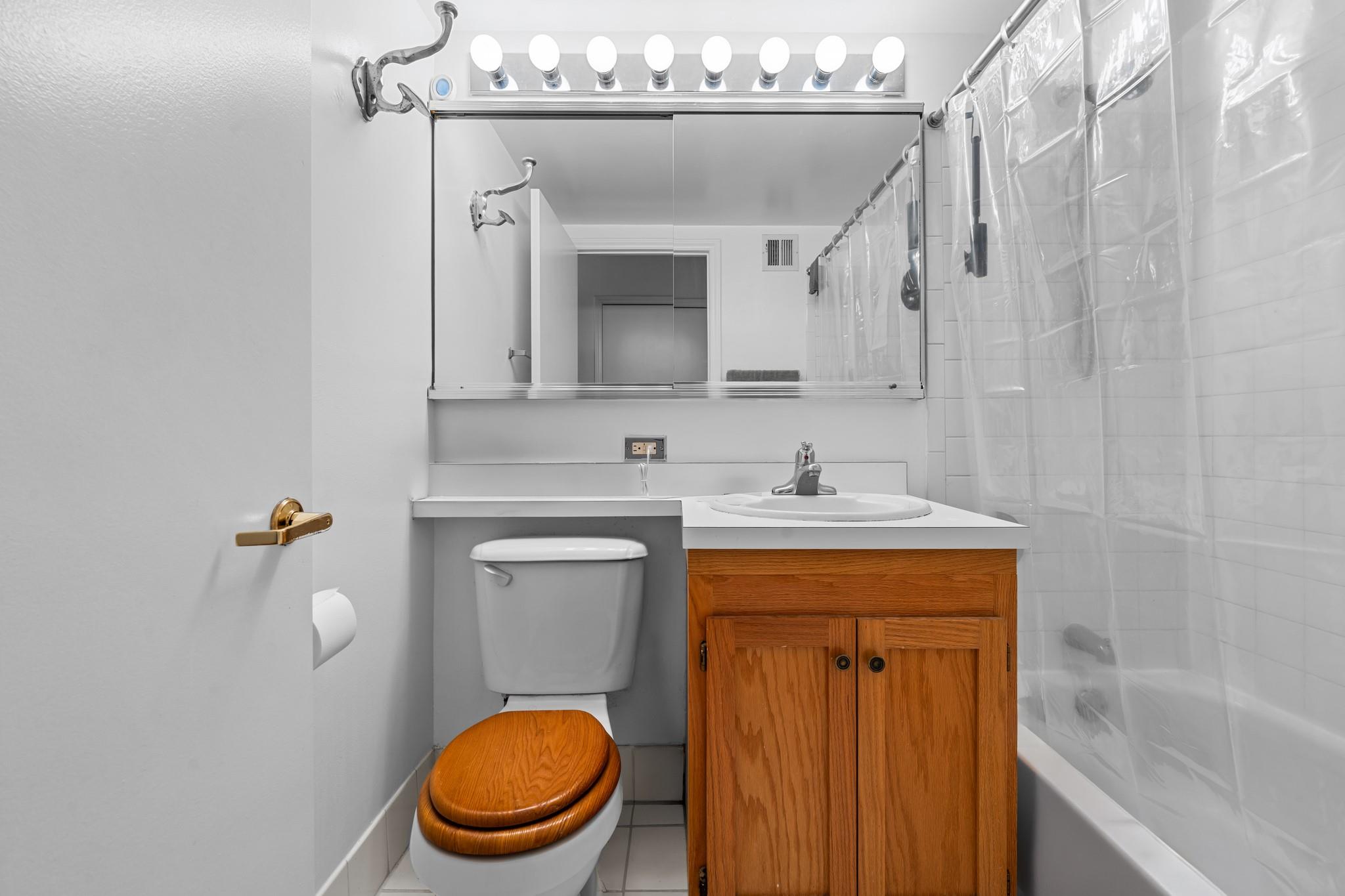 2235 Frederick Douglass Boulevard # 7B, New York (Manhattan), NY 10027