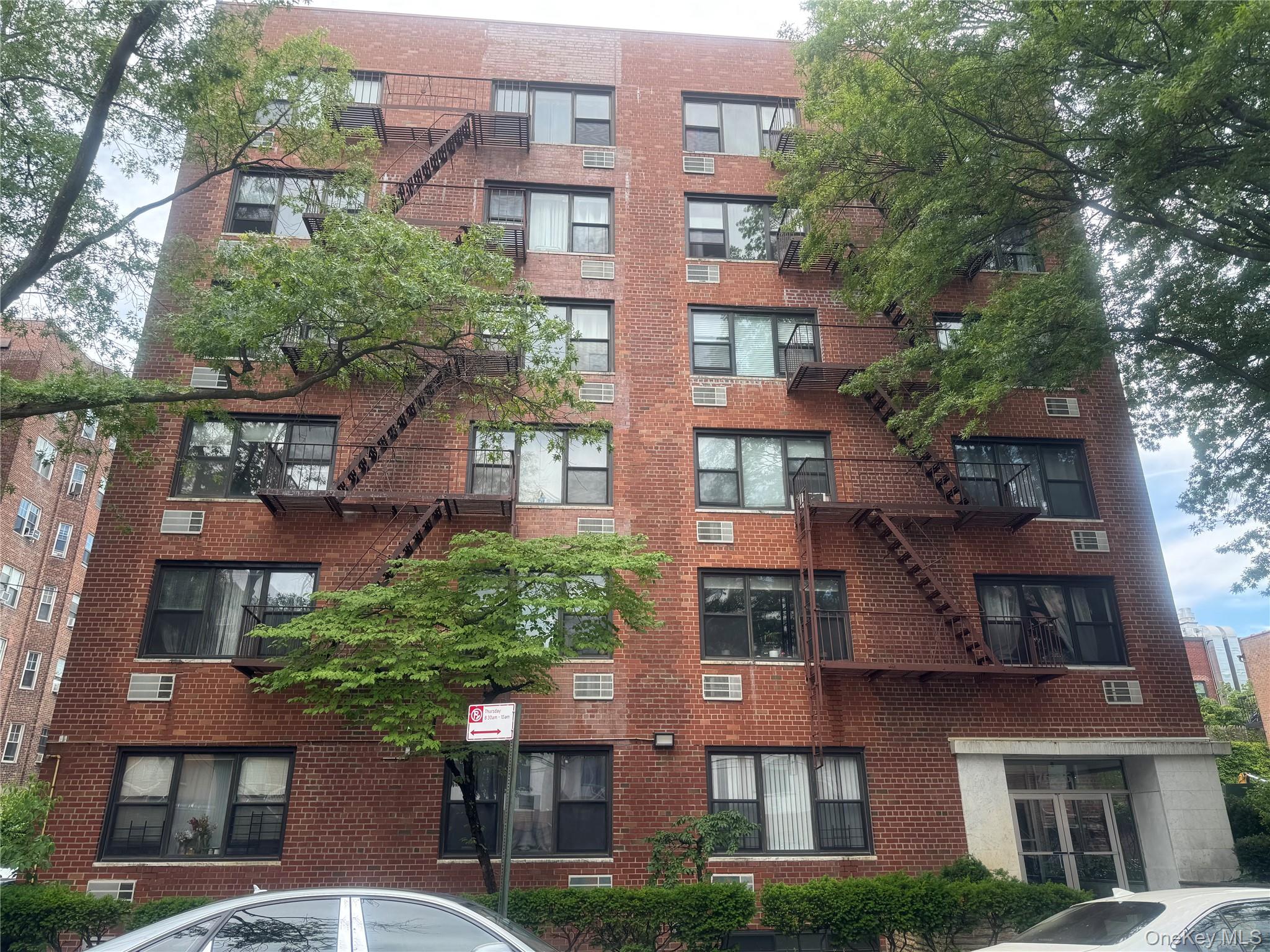 76-26 113 Street # 2 D, Forest Hills, NY 11375