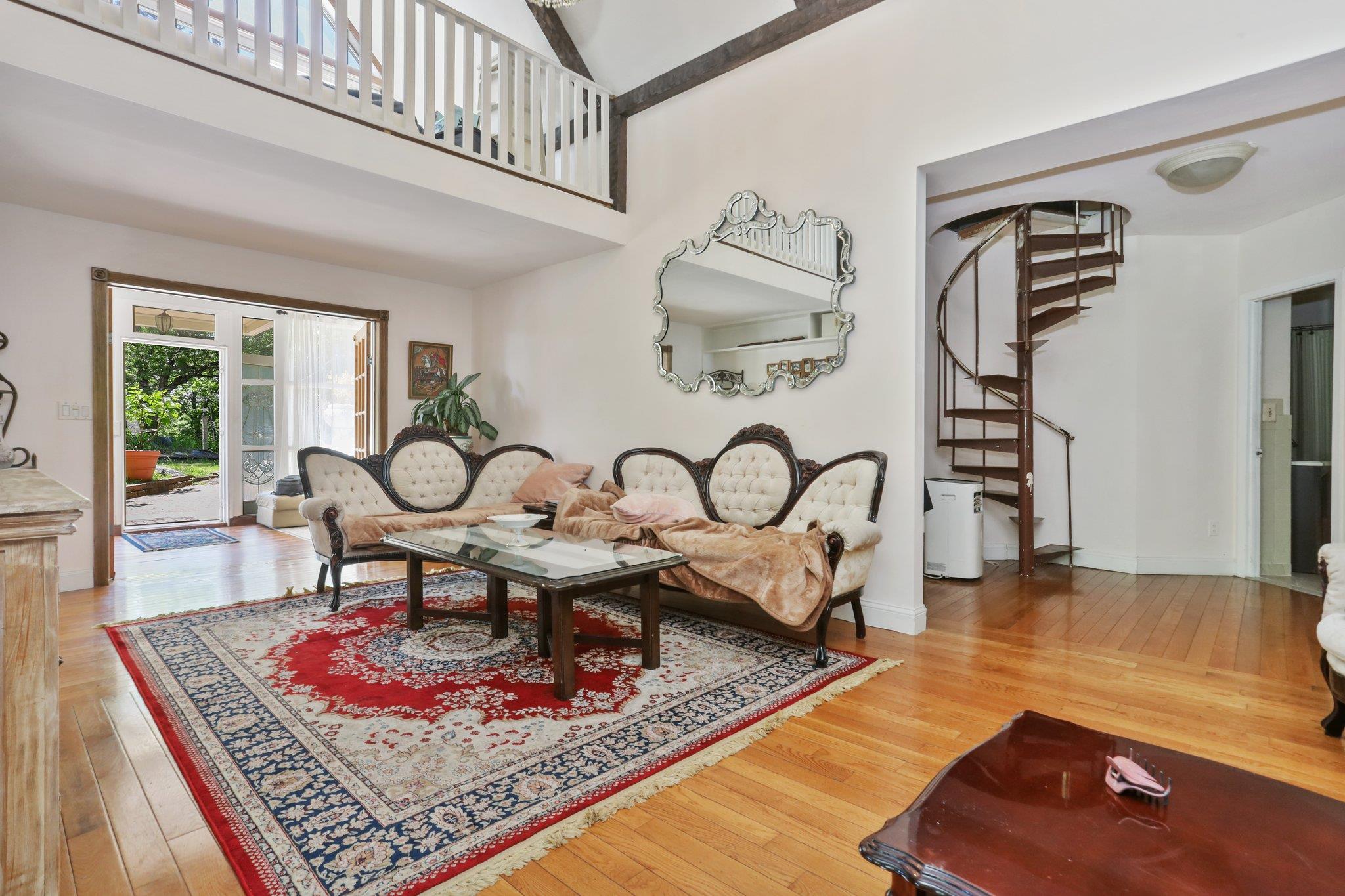 42 N Healy Avenue, Hartsdale, NY 10530