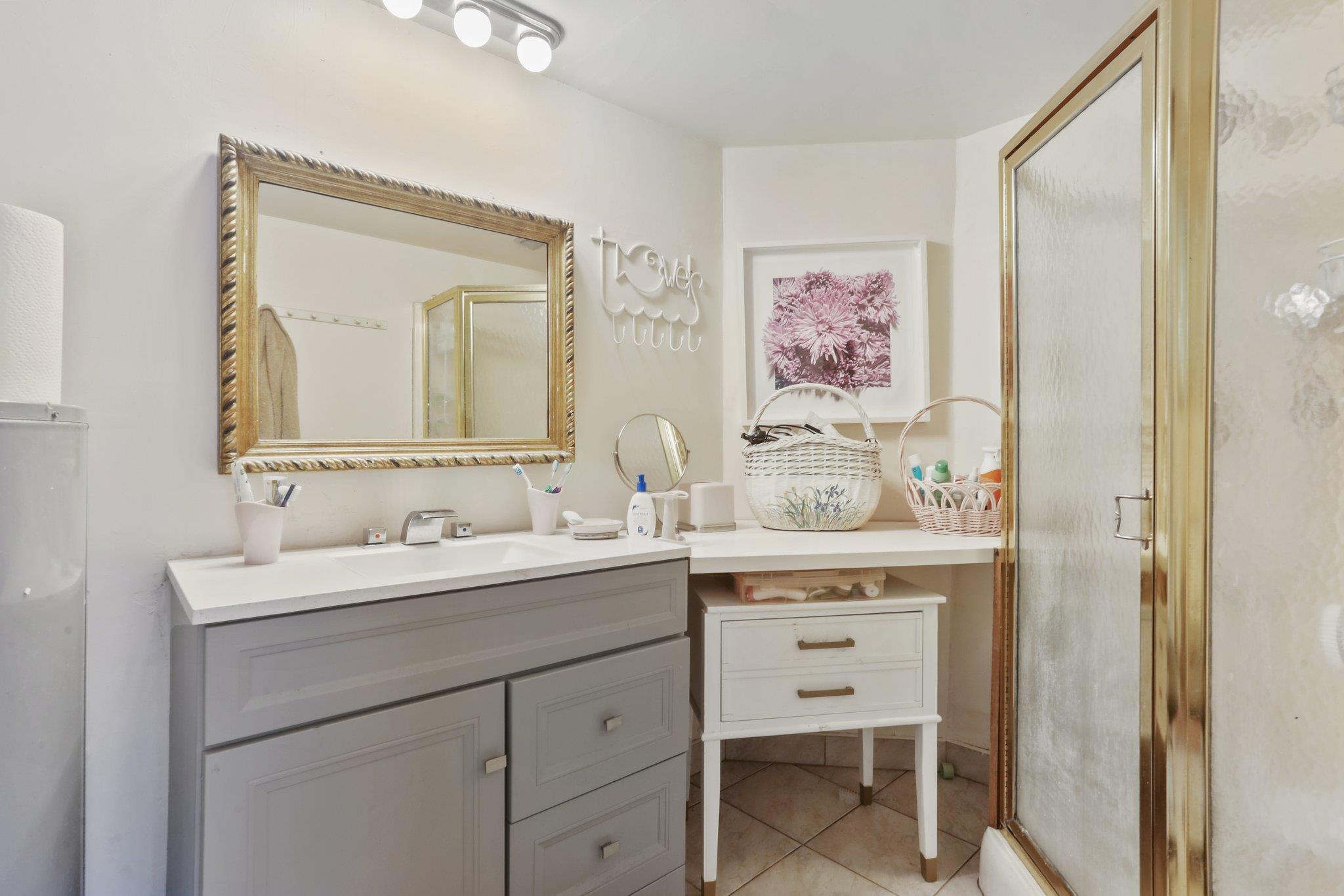 42 N Healy Avenue, Hartsdale, NY 10530