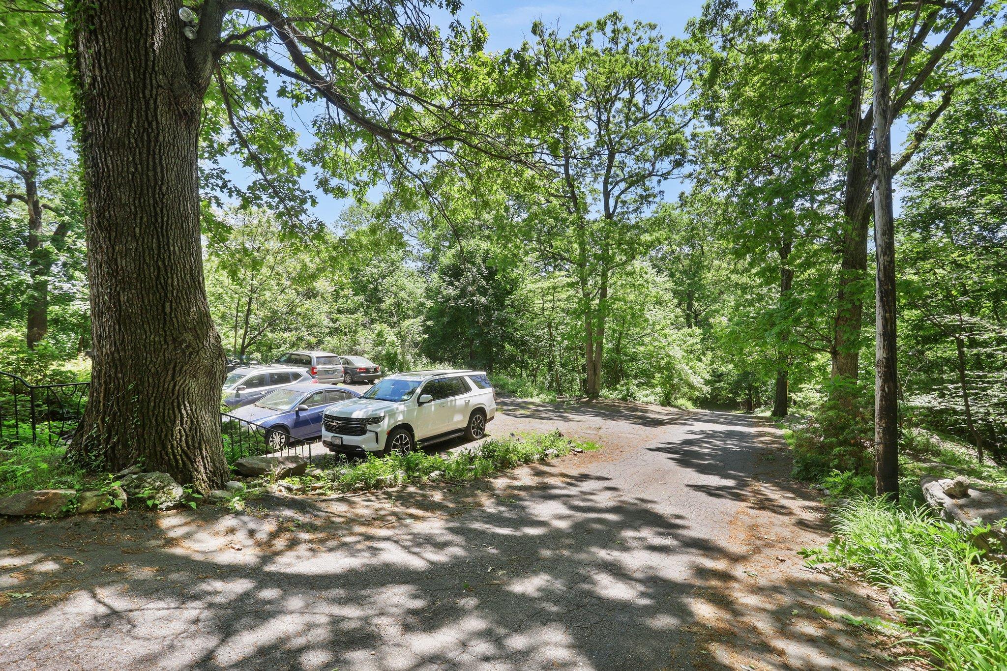 42 N Healy Avenue, Hartsdale, NY 10530