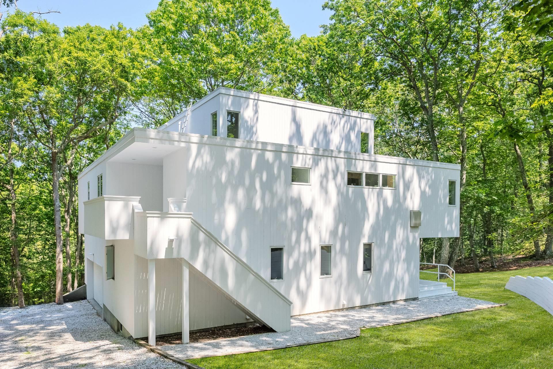 7 Fox Hollow Road, Shelter Island, NY 11964