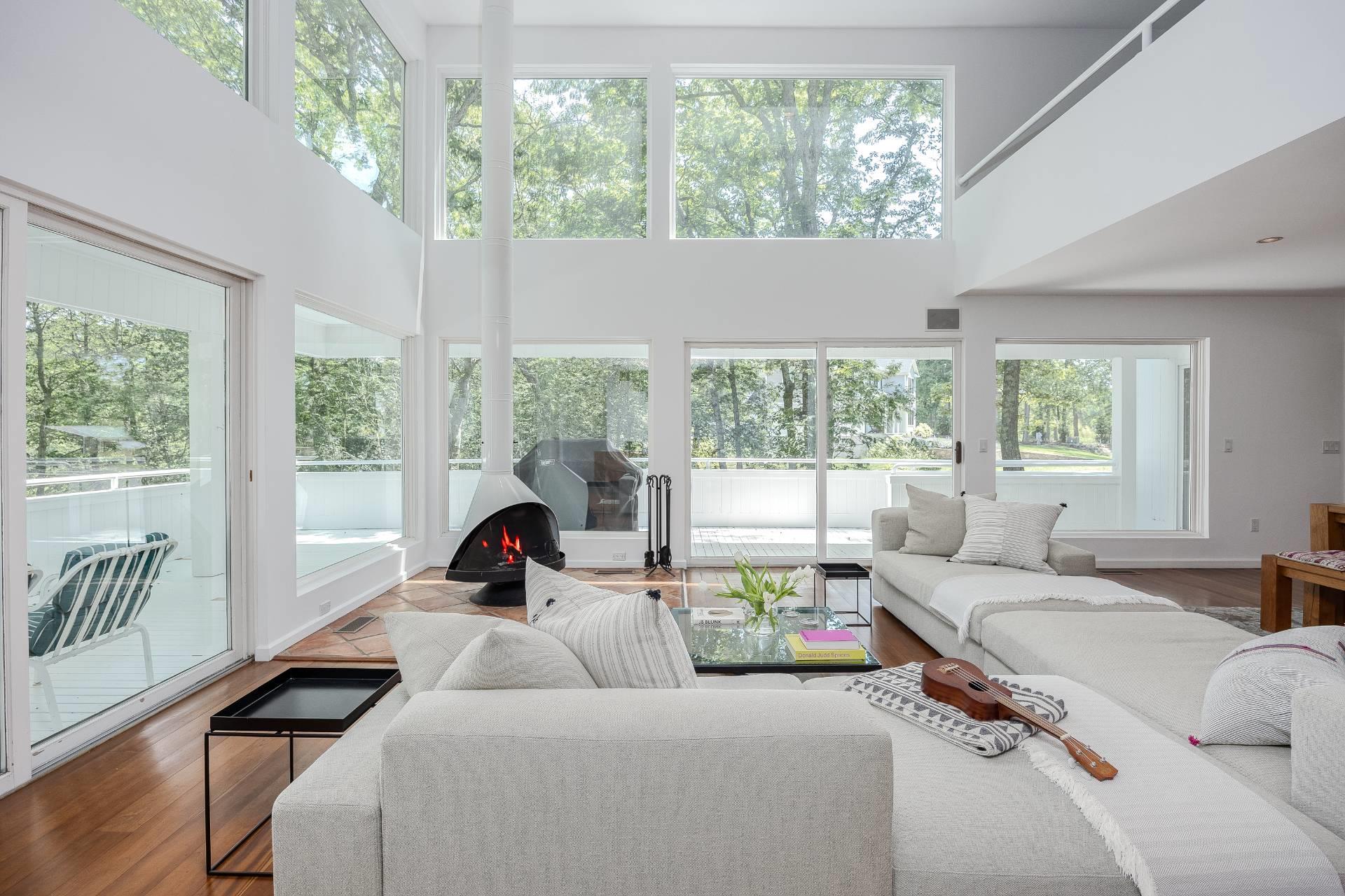 7 Fox Hollow Road, Shelter Island, NY 11964