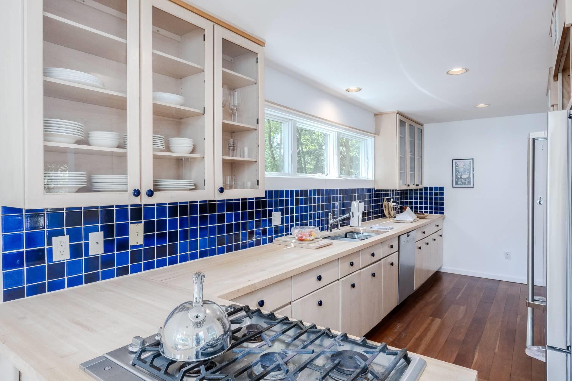 7 Fox Hollow Road, Shelter Island, NY 11964