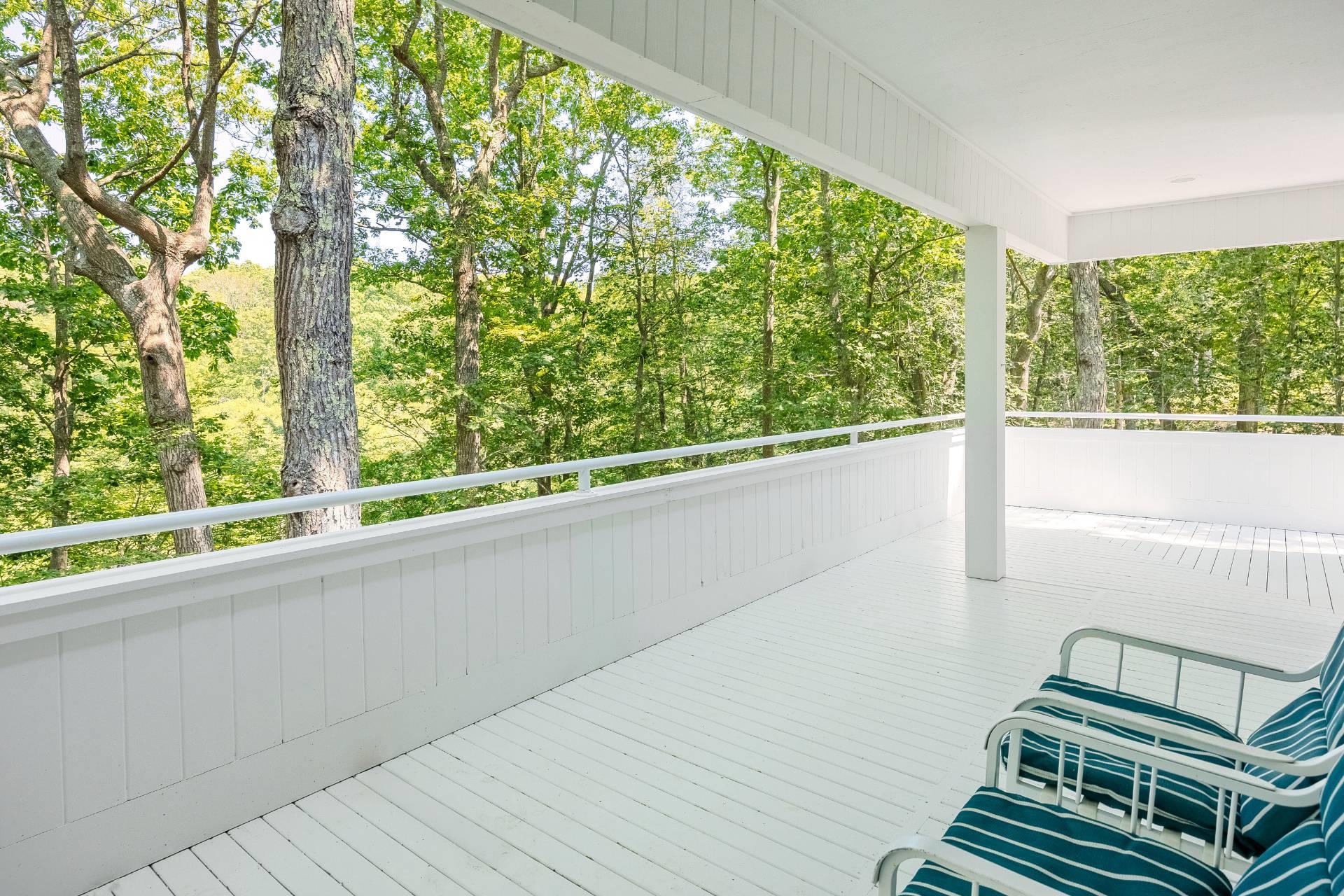 7 Fox Hollow Road, Shelter Island, NY 11964