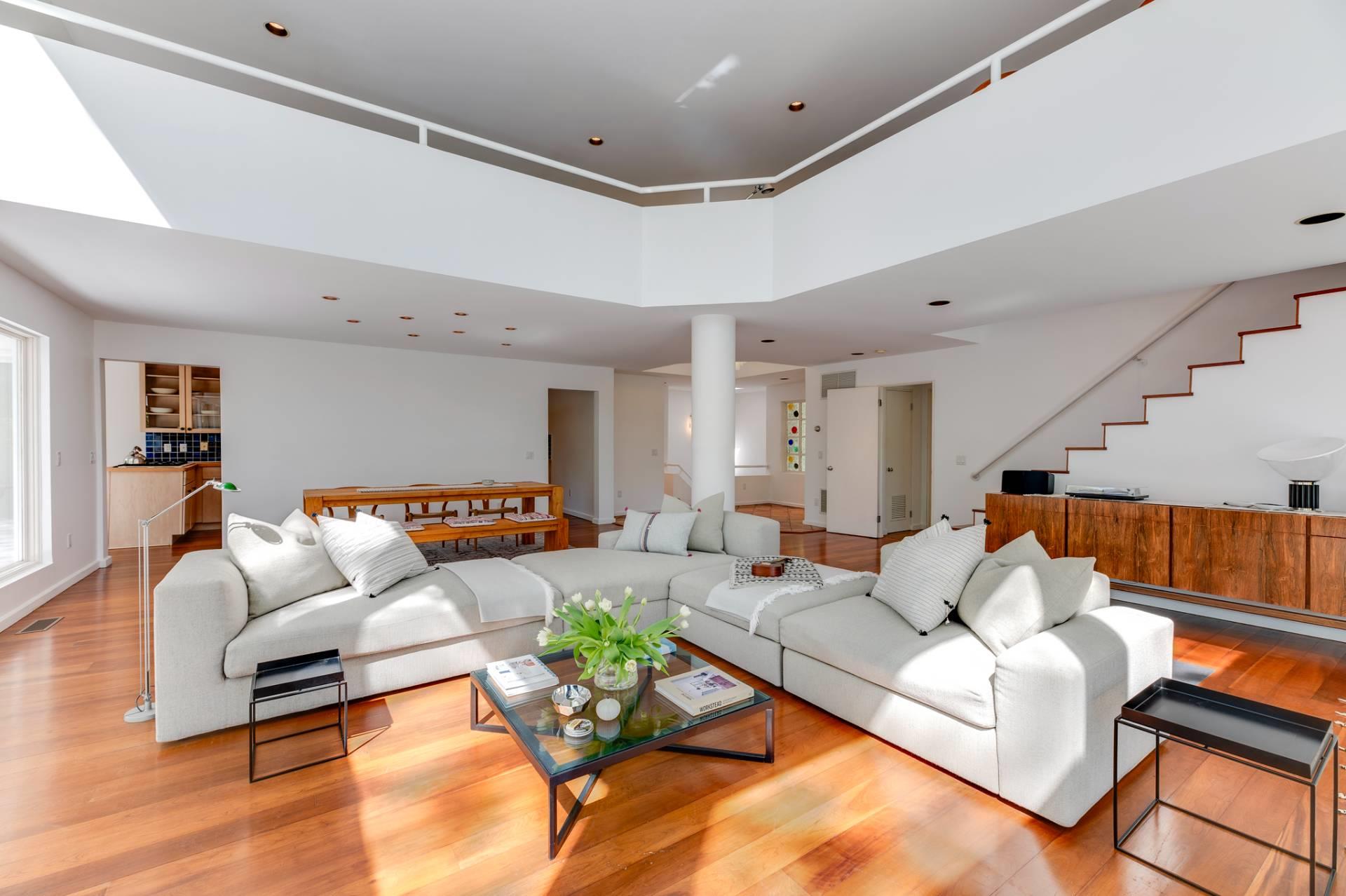 7 Fox Hollow Road, Shelter Island, NY 11964