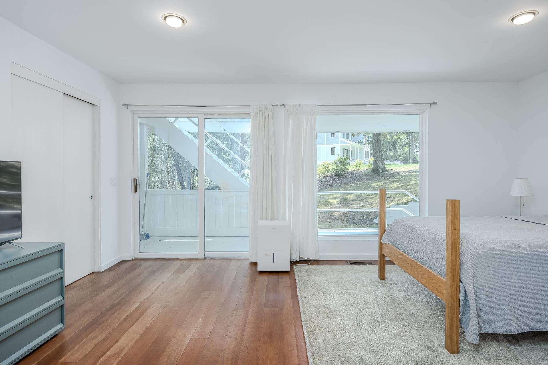 7 Fox Hollow Road, Shelter Island, NY 11964