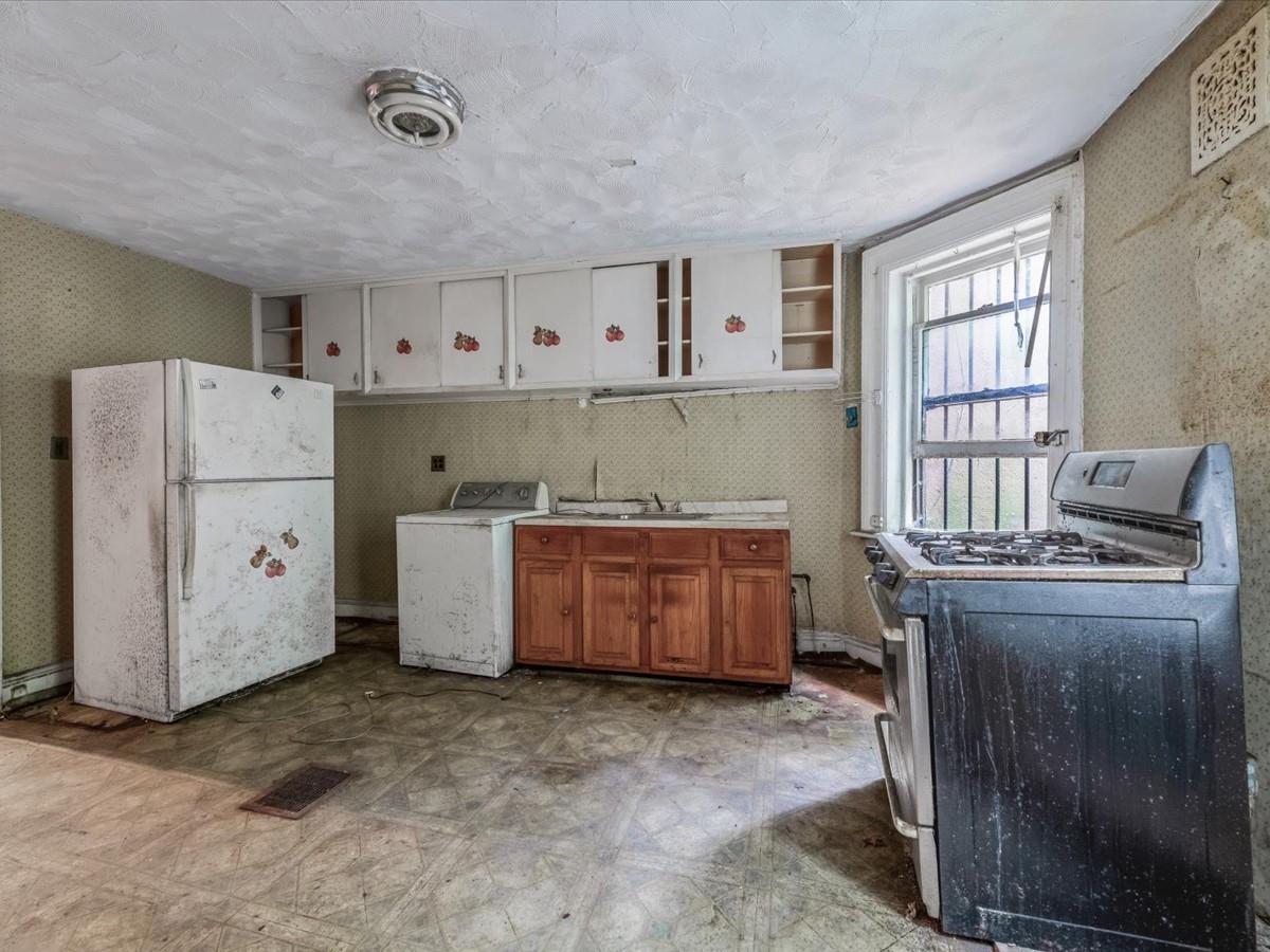 1269 Bergen Street # HSE, Brooklyn, NY 11213