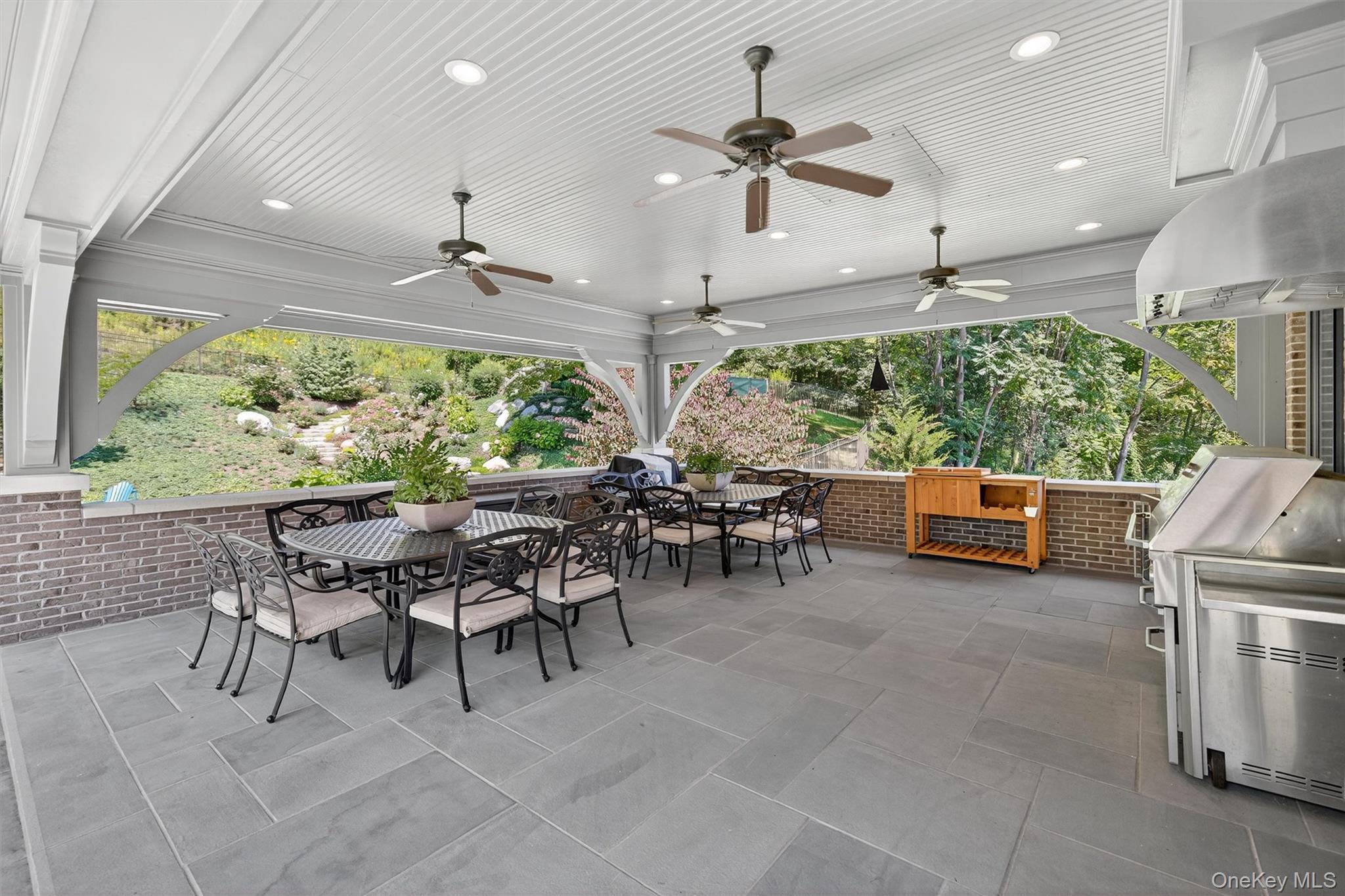 25 Sandfort Lane, Warwick, NY 10990