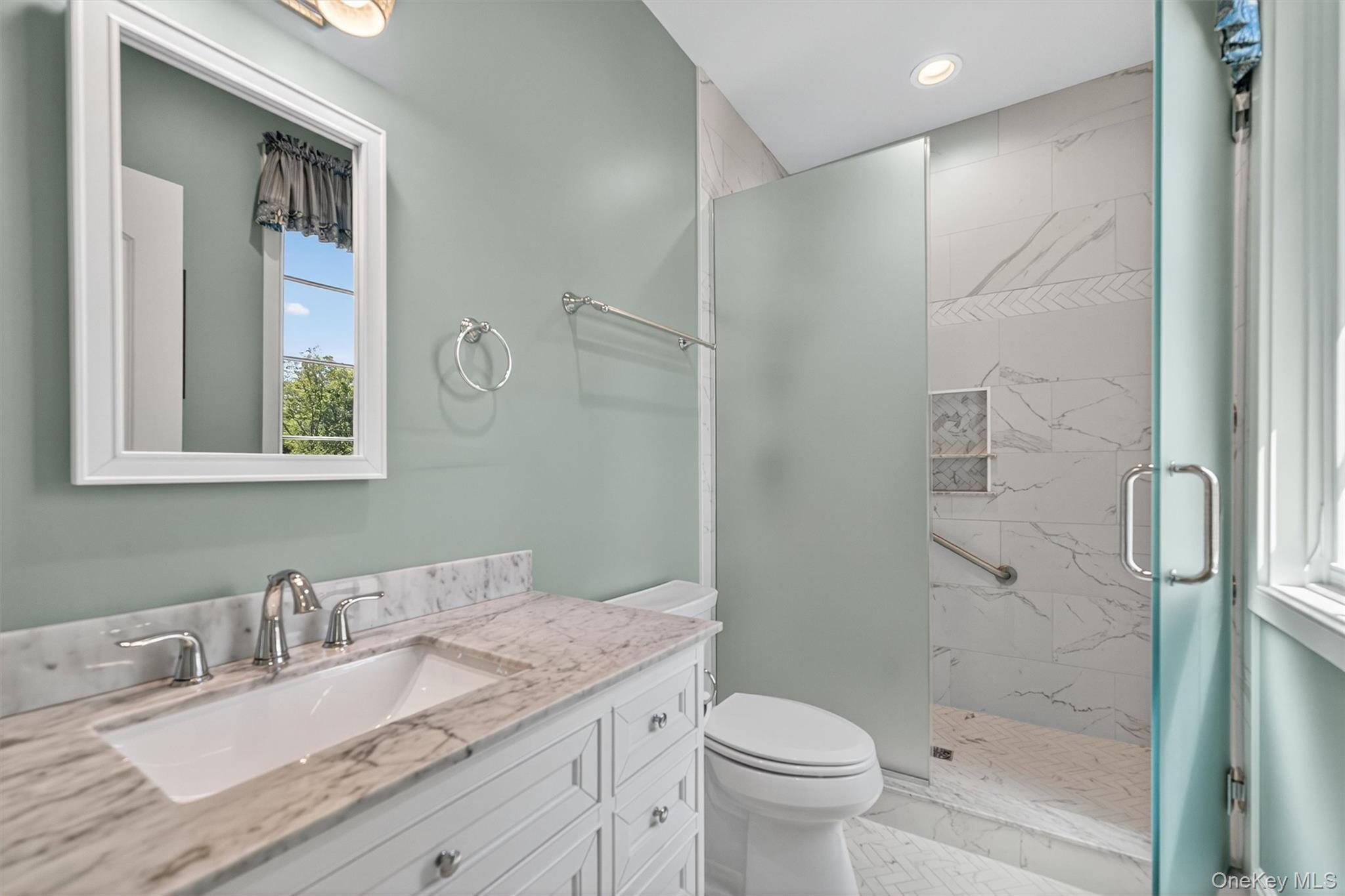 25 Sandfort Lane, Warwick, NY 10990