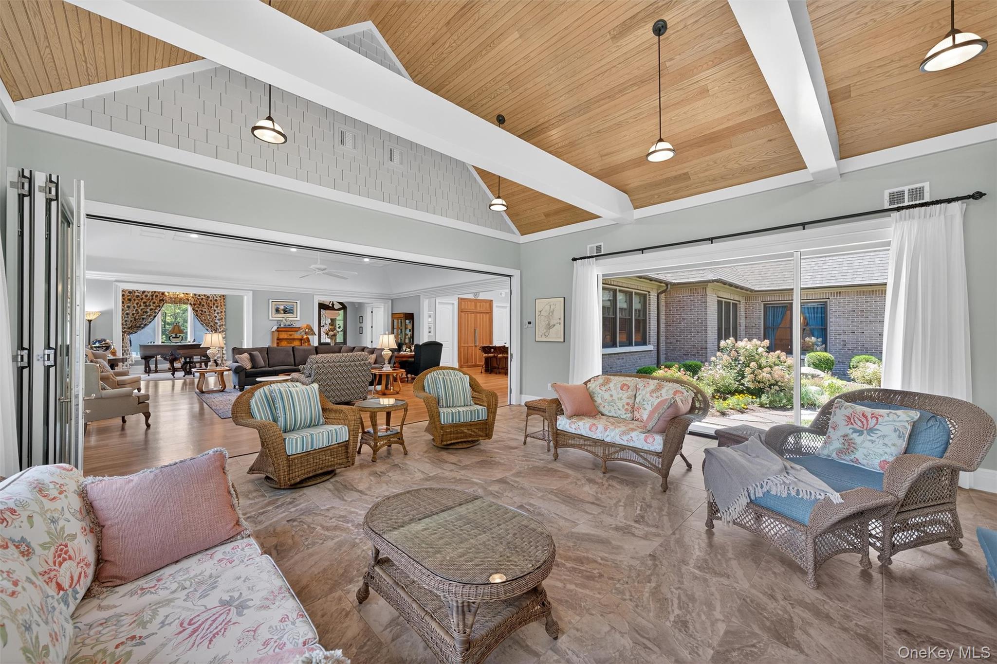 25 Sandfort Lane, Warwick, NY 10990