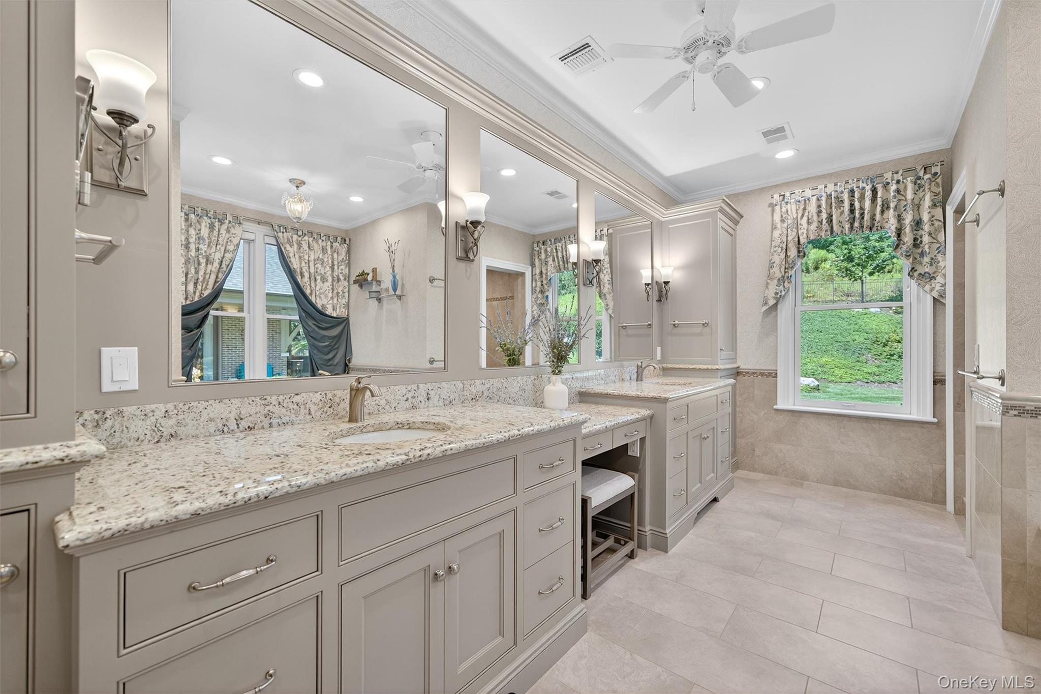 25 Sandfort Lane, Warwick, NY 10990