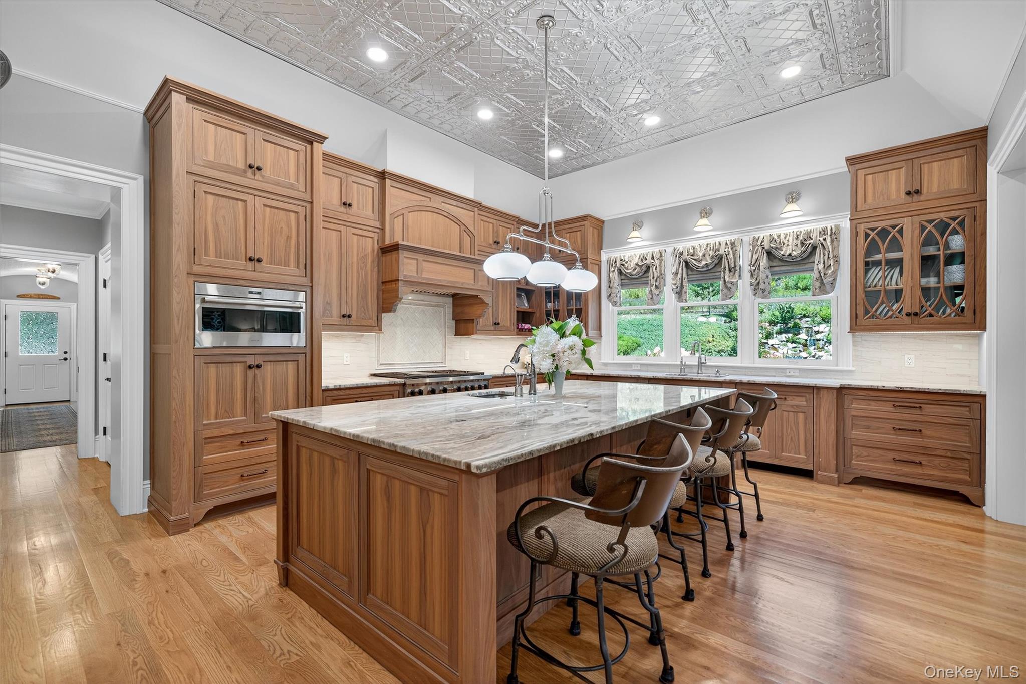 25 Sandfort Lane, Warwick, NY 10990