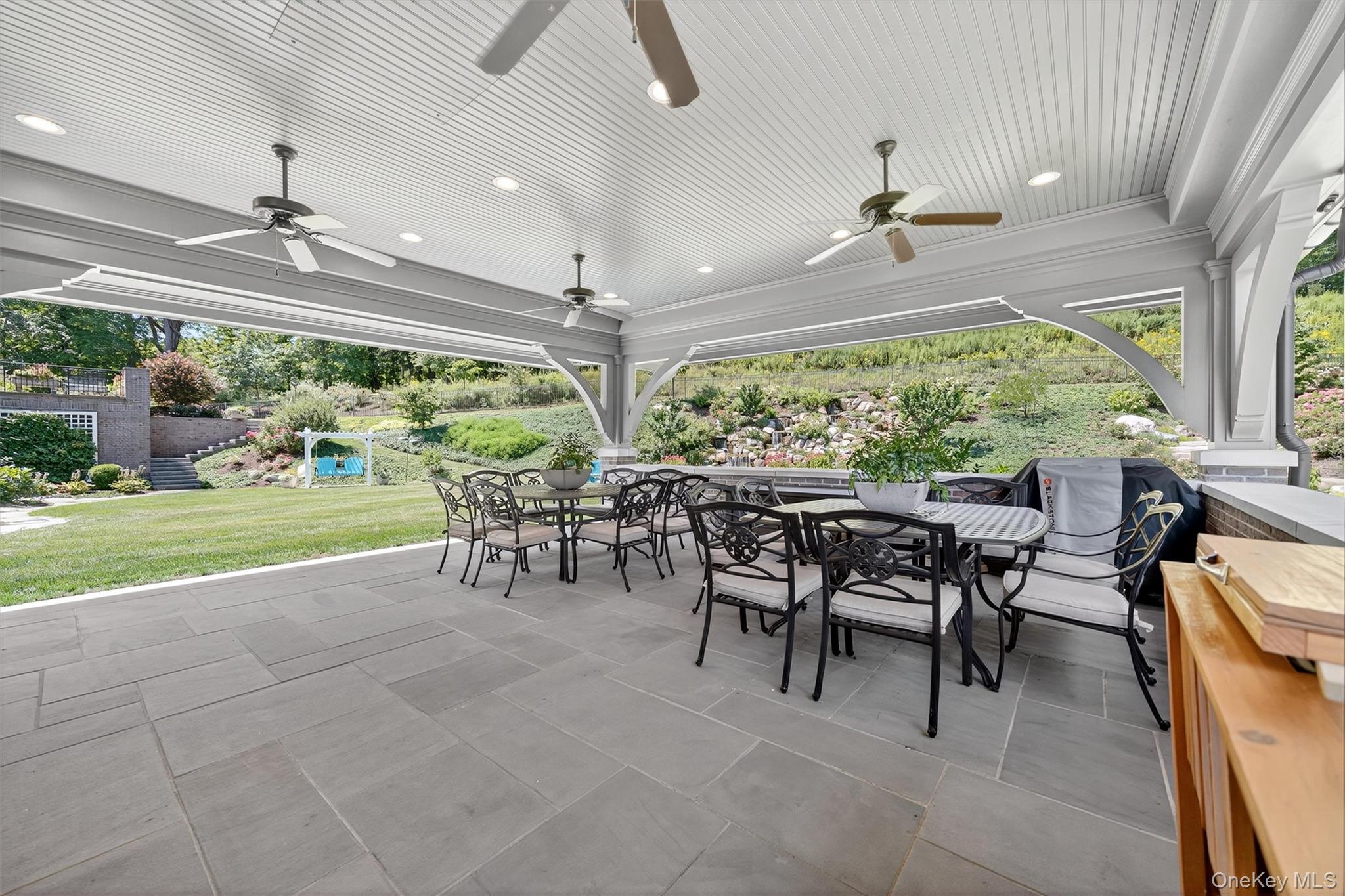 25 Sandfort Lane, Warwick, NY 10990