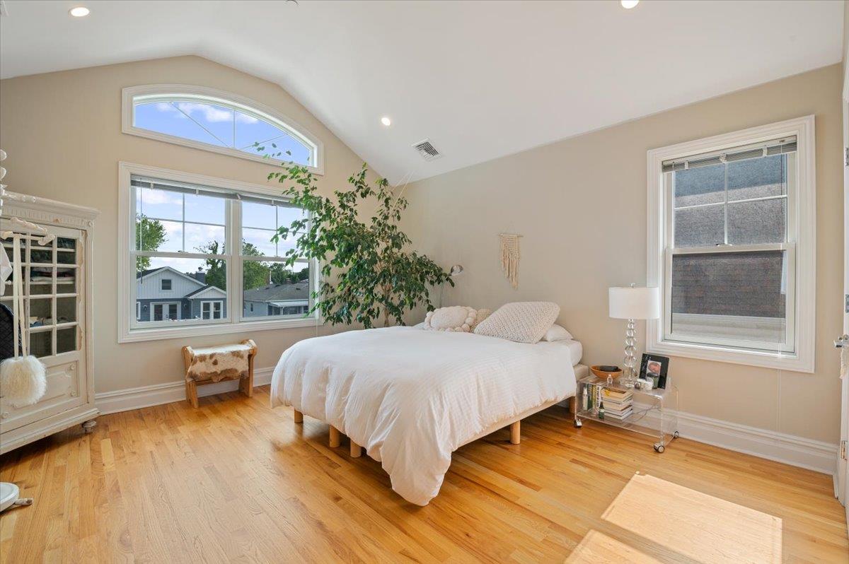 545 E Fulton Street, Long Beach, NY 11561