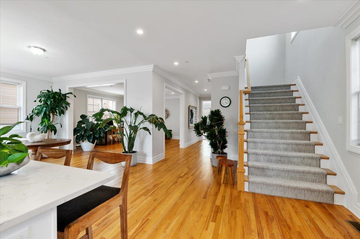 545 E Fulton Street, Long Beach, NY 11561