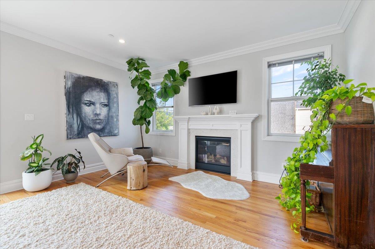 545 E Fulton Street, Long Beach, NY 11561