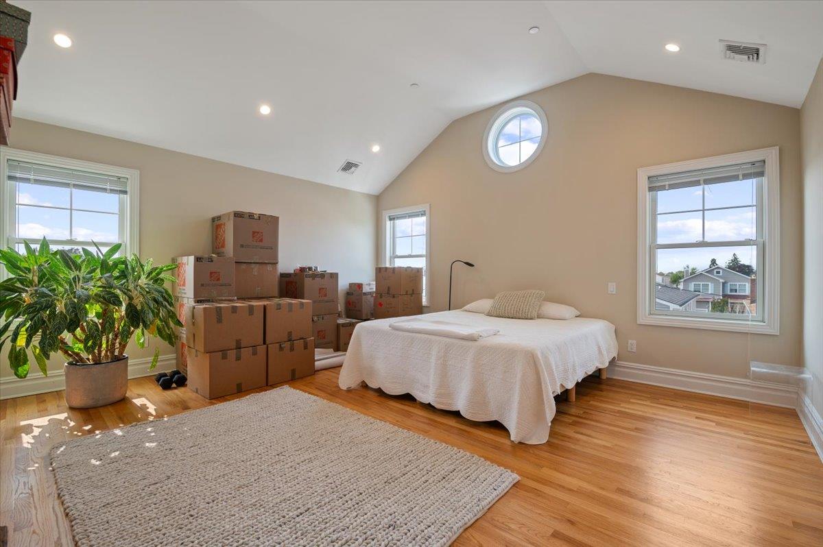 545 E Fulton Street, Long Beach, NY 11561