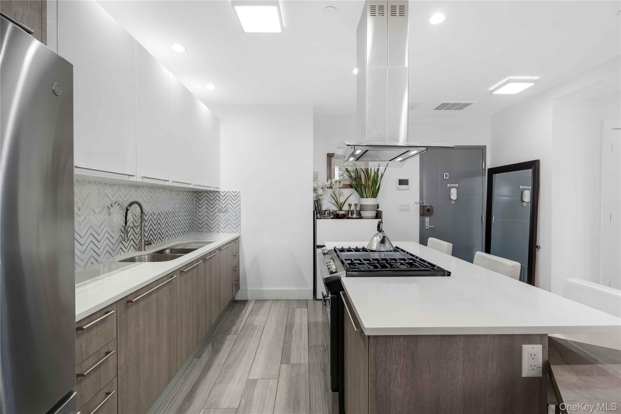 2222 Ocean Avenue # PH-B, Brooklyn, NY 11229