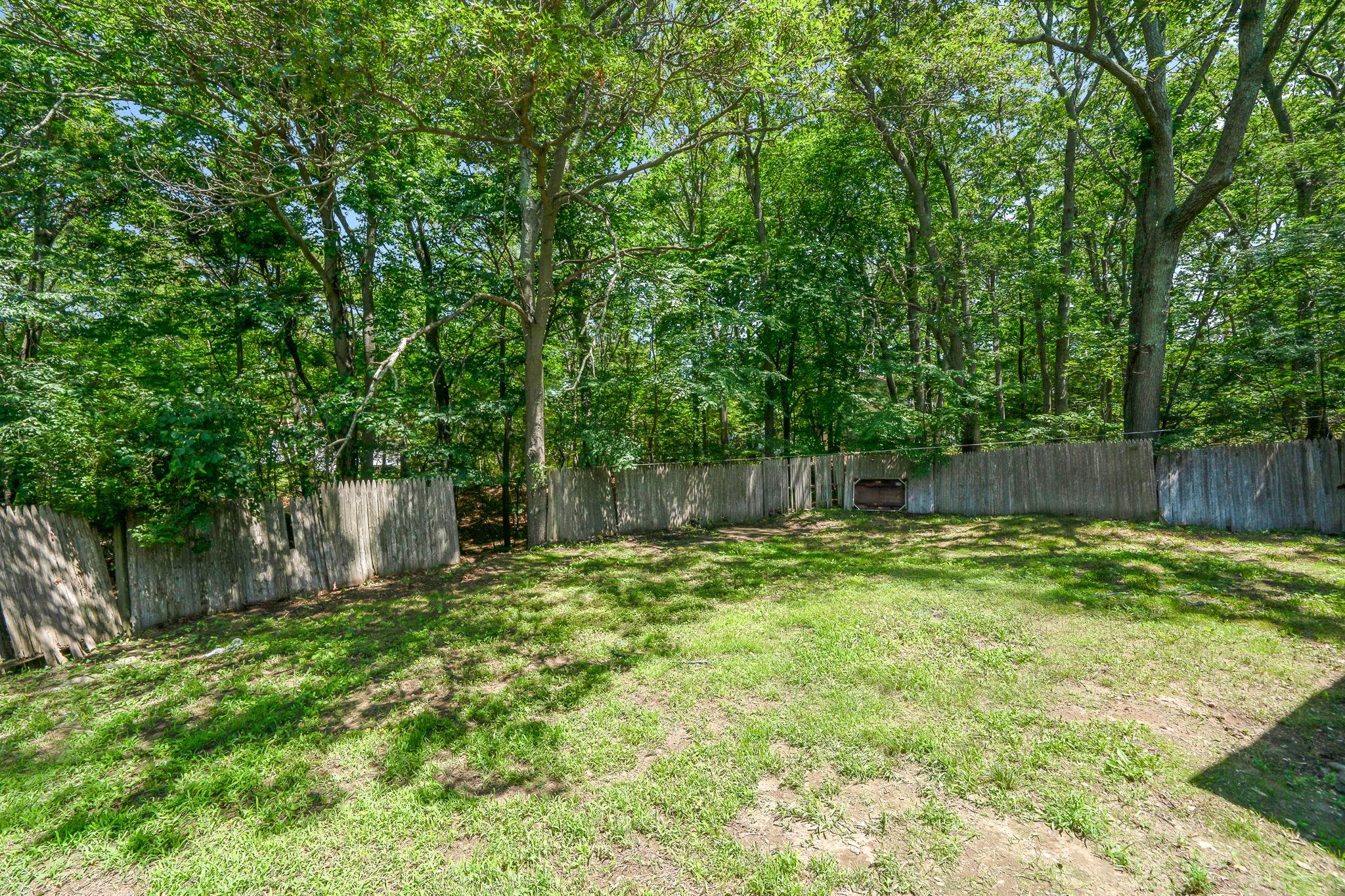 107 Cedar Lane, Medford, NY 11763
