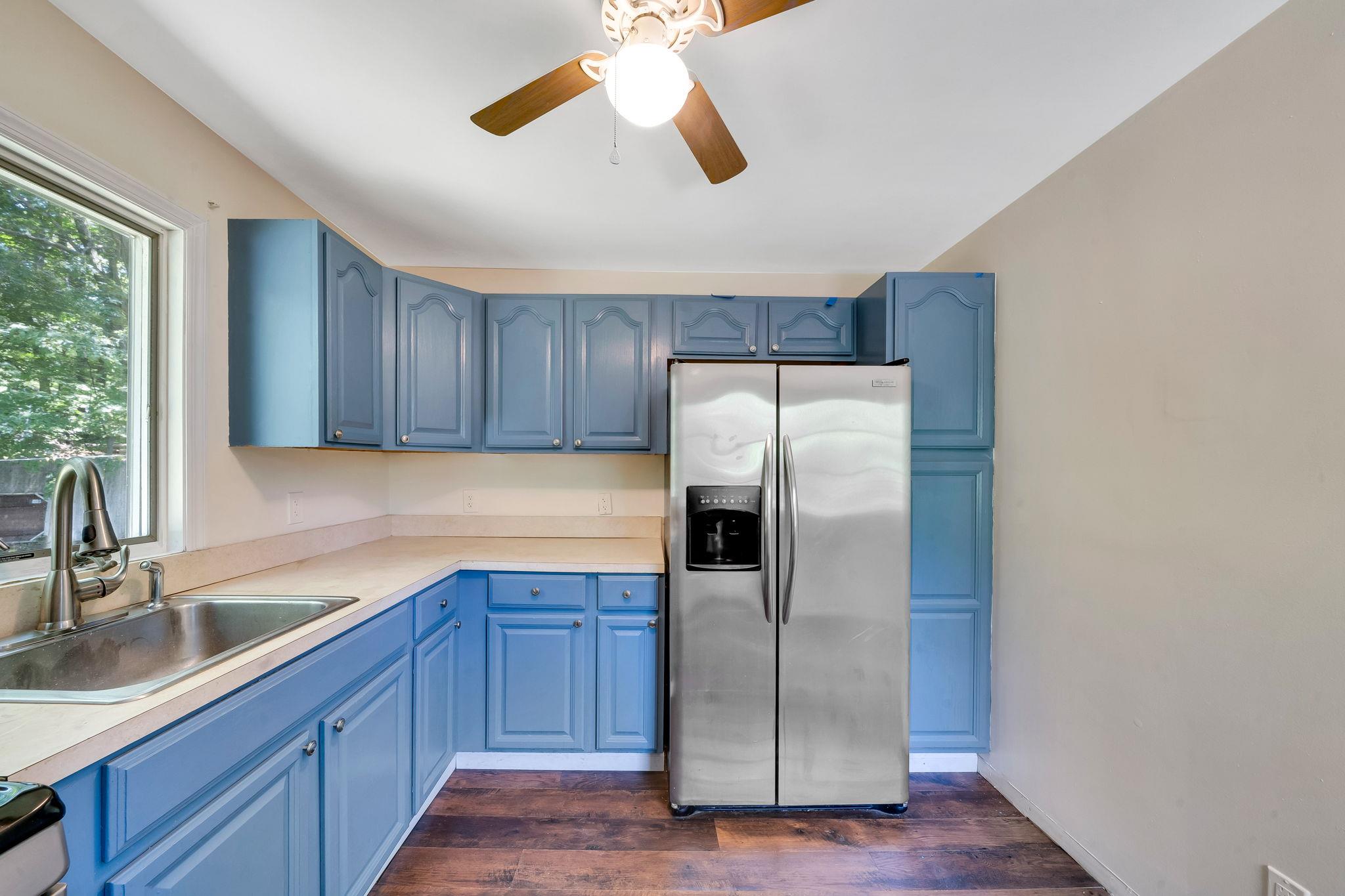 107 Cedar Lane, Medford, NY 11763