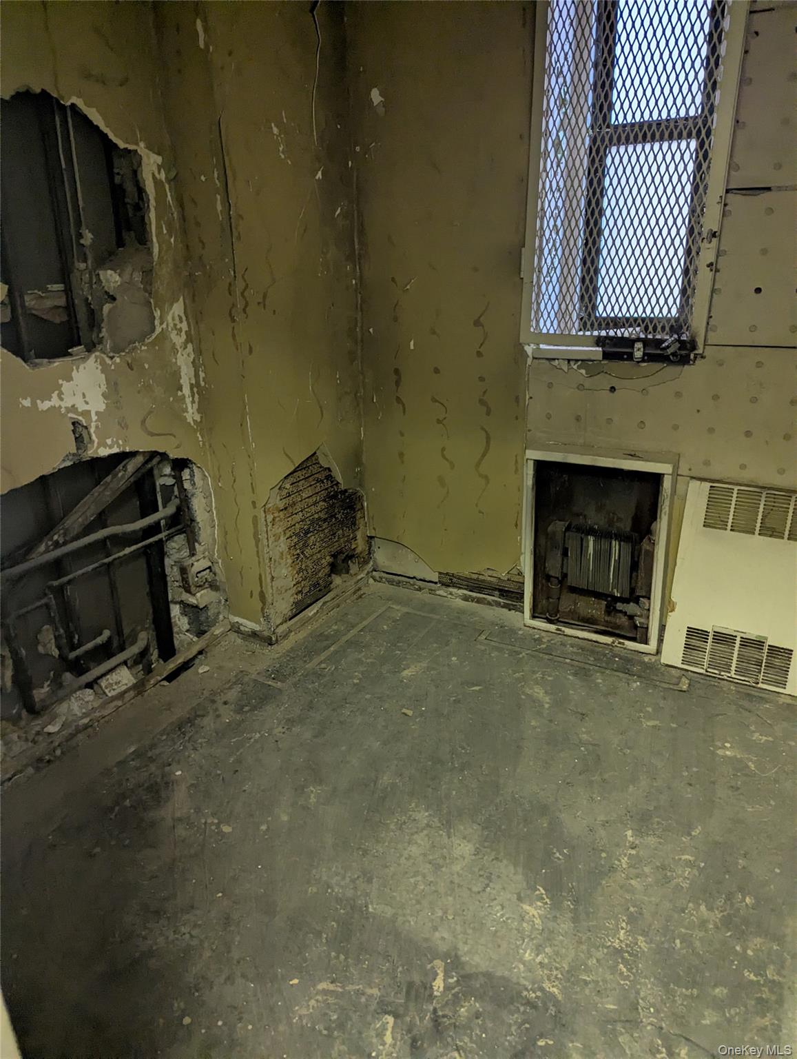 910 Sheridan Avenue # E, Bronx, NY 10451