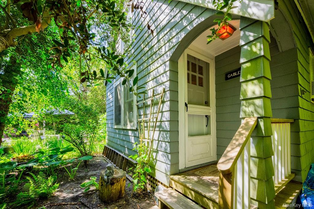 37 Duneway Avenue, Seaview, NY 11770