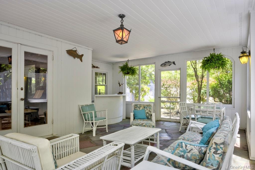 37 Duneway Avenue, Seaview, NY 11770