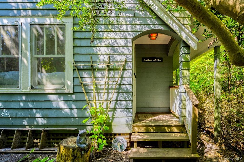 37 Duneway Avenue, Seaview, NY 11770