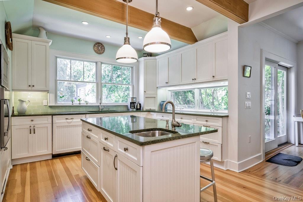 37 Duneway Avenue, Seaview, NY 11770