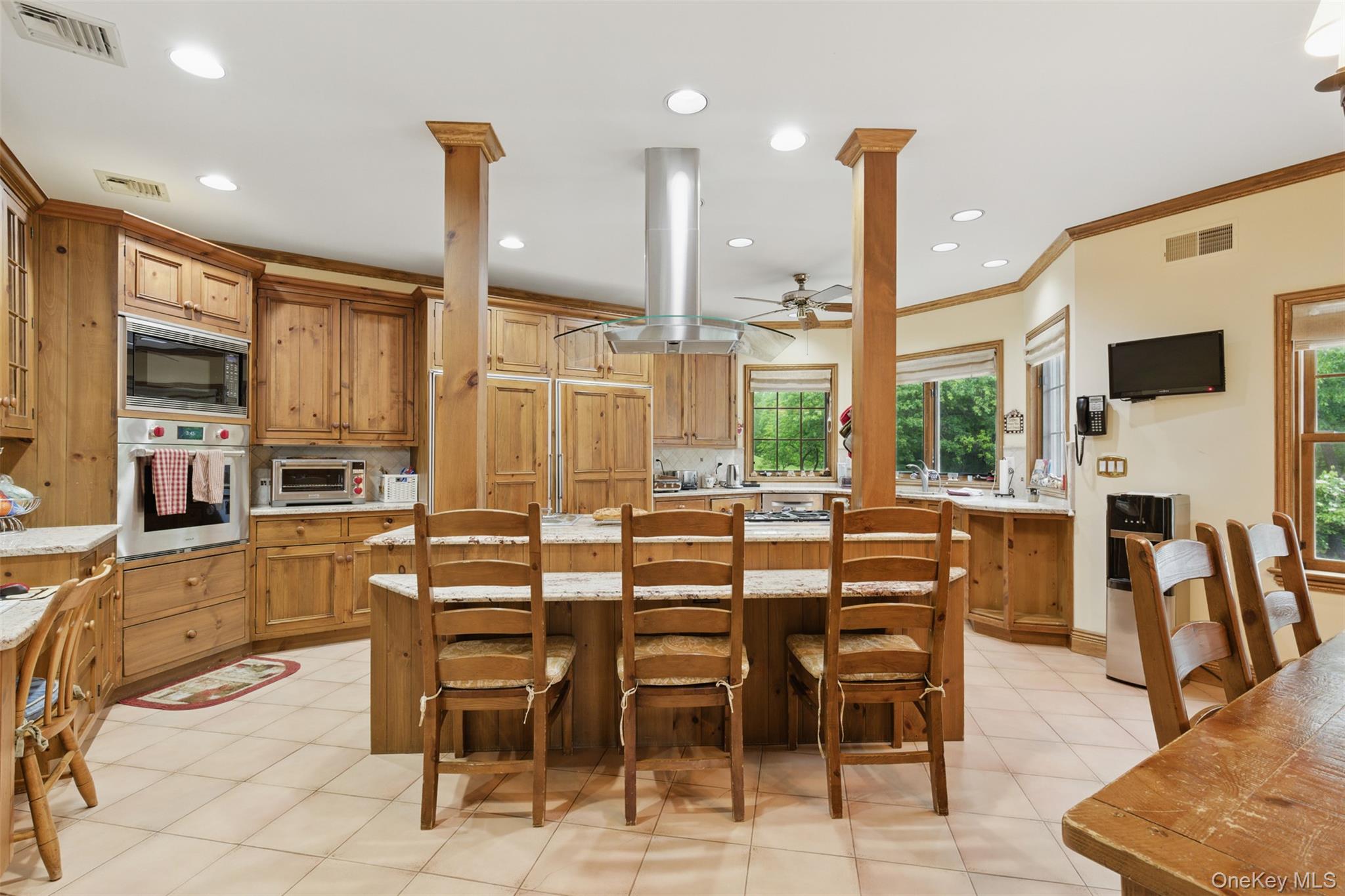 55 Kinsley Grove, Pearl River, NY 10965