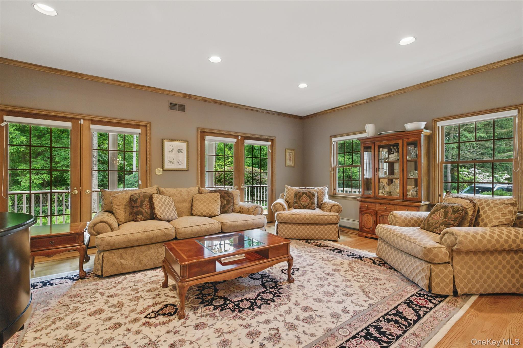 55 Kinsley Grove, Pearl River, NY 10965