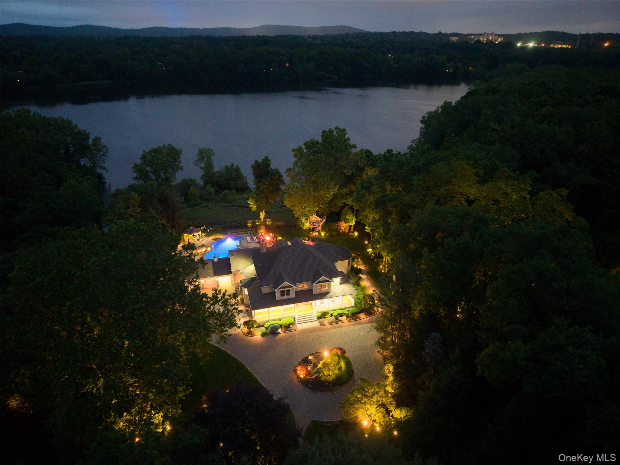 55 Kinsley Grove, Pearl River, NY 10965