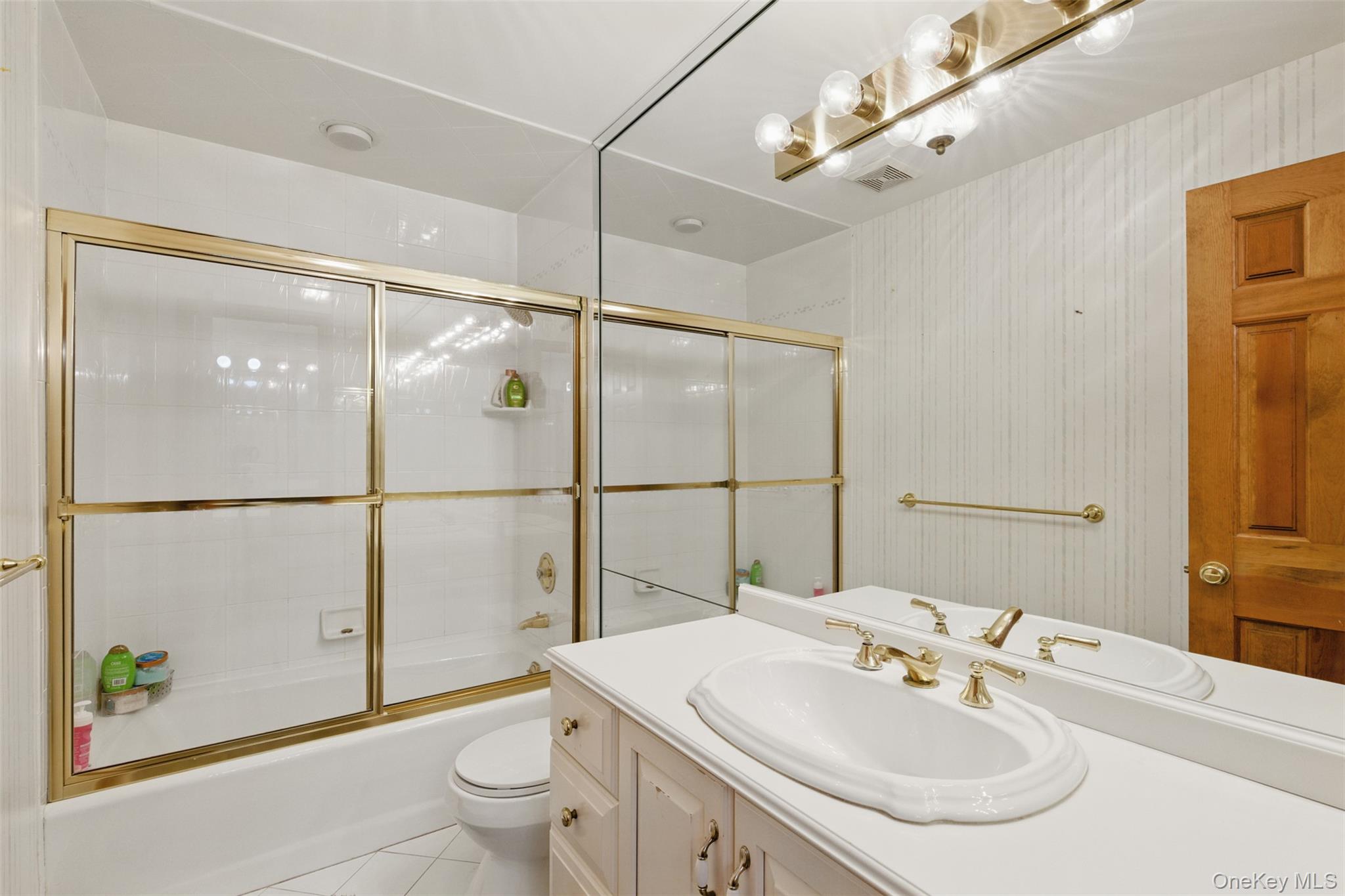 55 Kinsley Grove, Pearl River, NY 10965