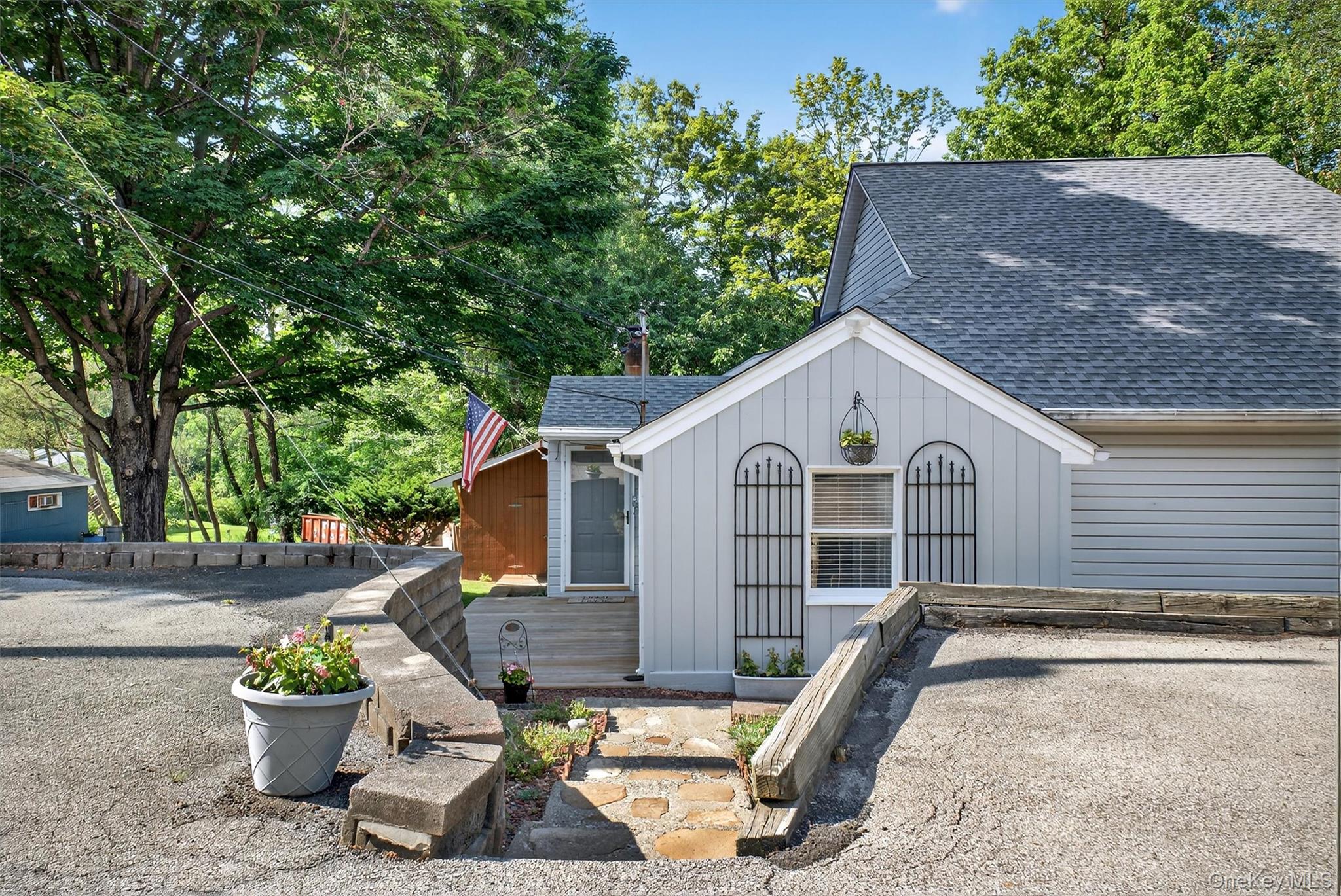 62 Lakeside Drive, New Windsor, NY 12553