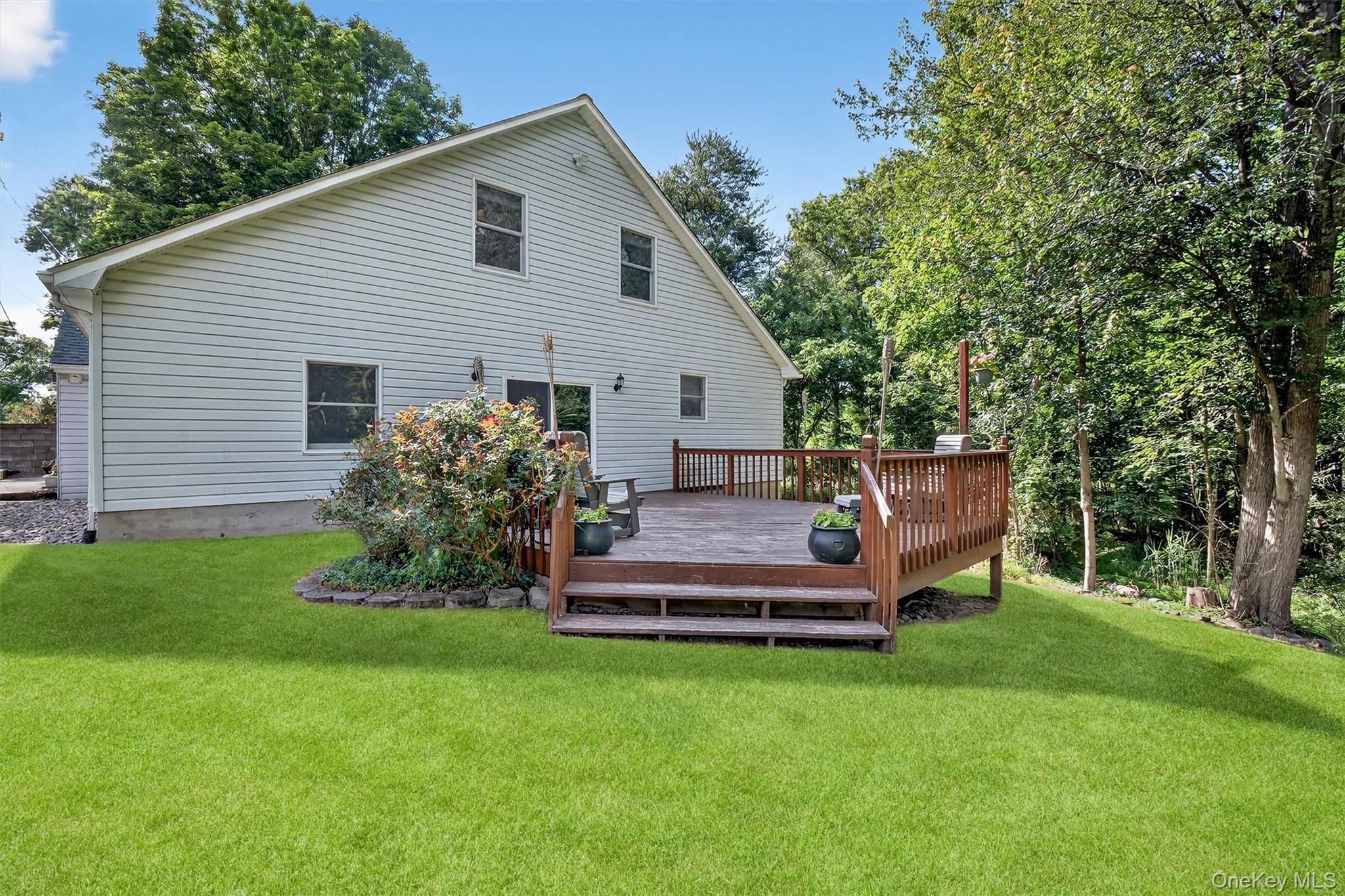 62 Lakeside Drive, New Windsor, NY 12553